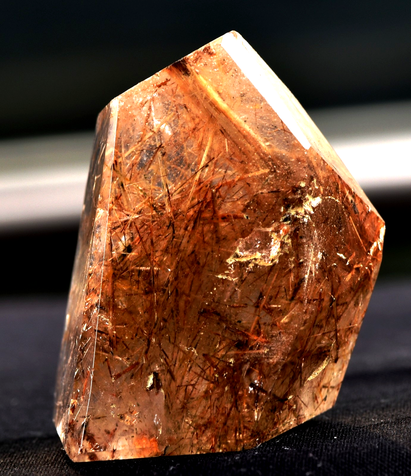 Golden  rutile  mystic form  cleans aura,scrying,removes negative energy#8202