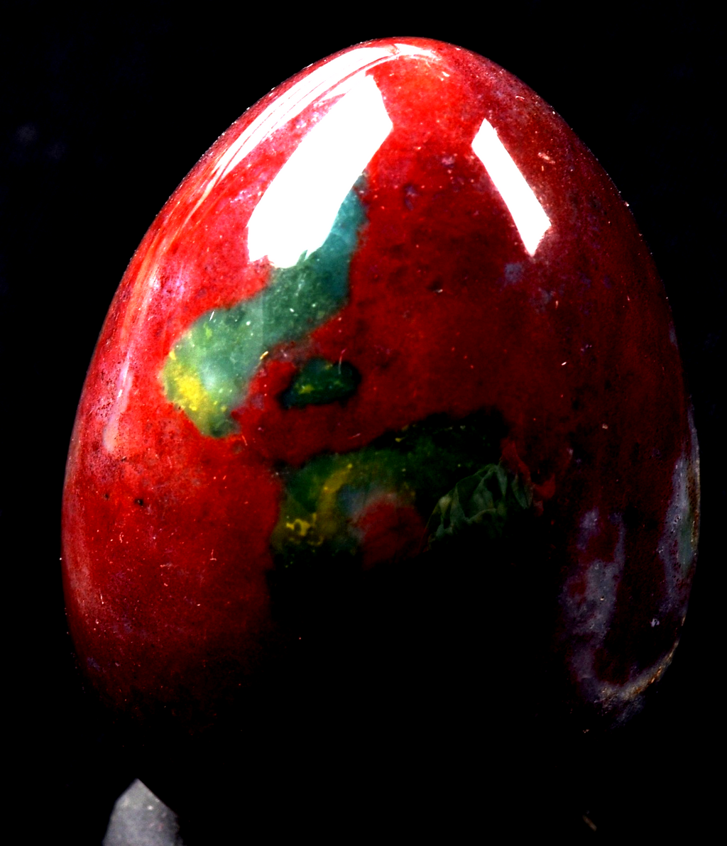 Blood stone  egg  energy and strength ,constant energy flows    grounding 8201
