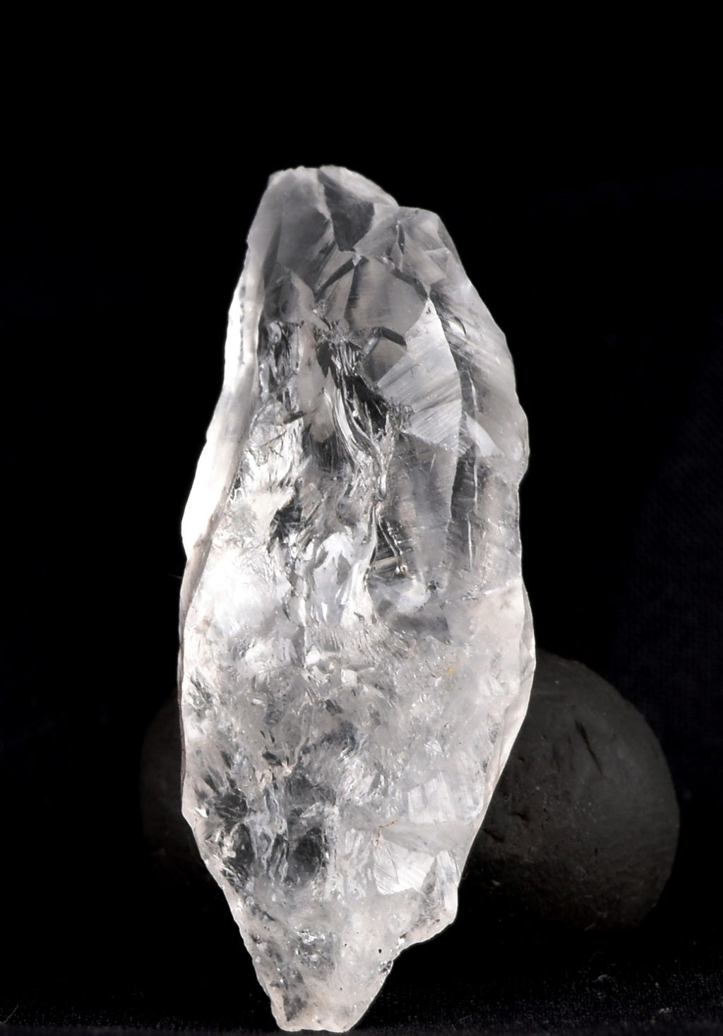 Satyaloka region quartz   synergy 12 high frequency quartz   #7982