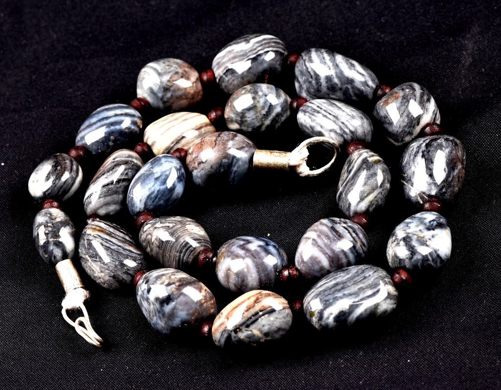 old sulemani  dzi/bhaisajyaguru/ shaman bead necklace with  reach patina #8144