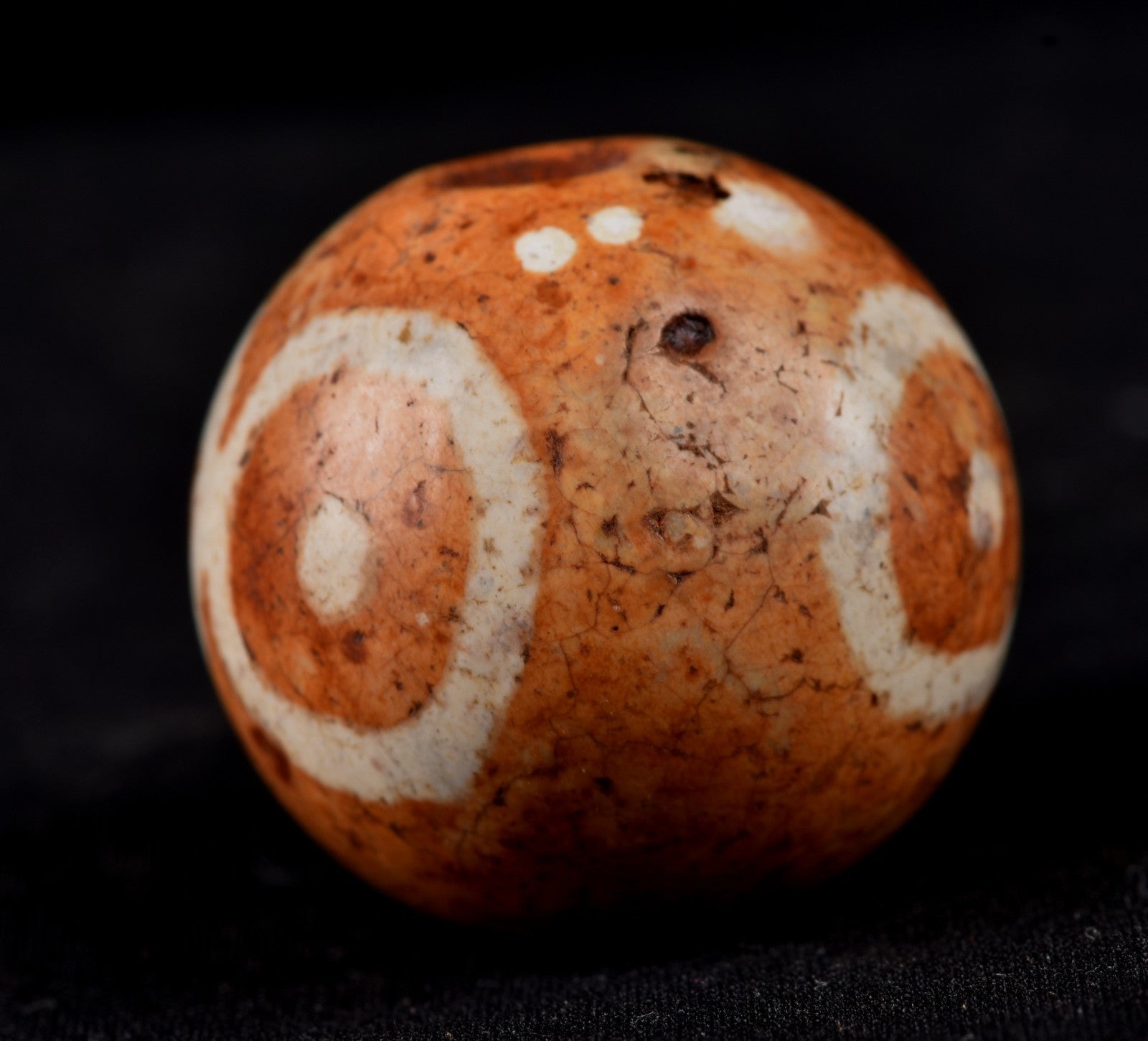 Mystic old pumtek  dzi/bhaisajyaguru/ ''evil eye'  bead with  reach patina #7798