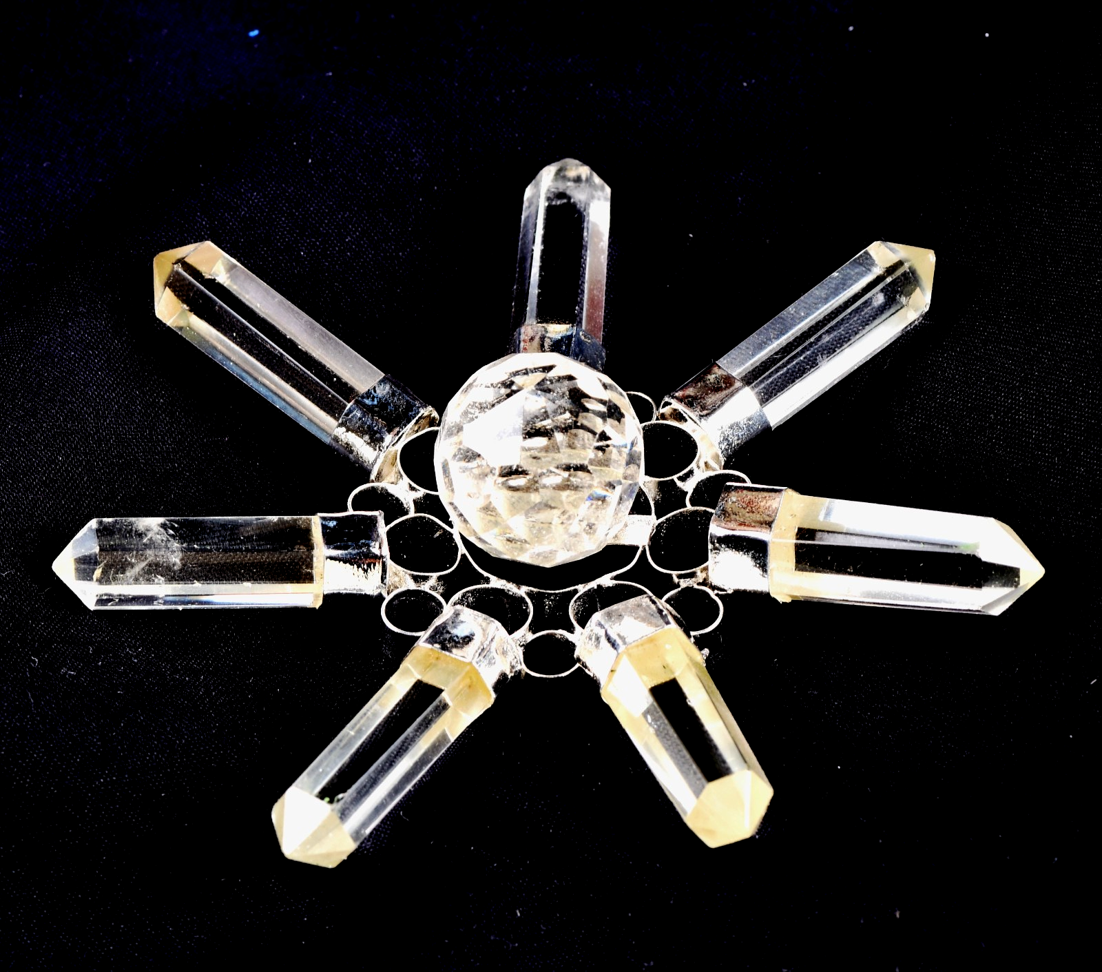 Satyaloka region energy generator  synergy 12 high frequency quartz   # 8140