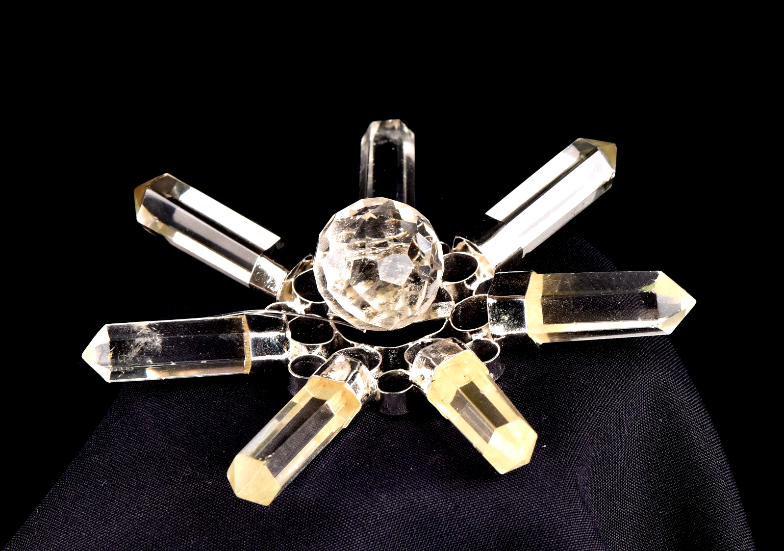 Satyaloka region energy generator  synergy 12 high frequency quartz   # 8140