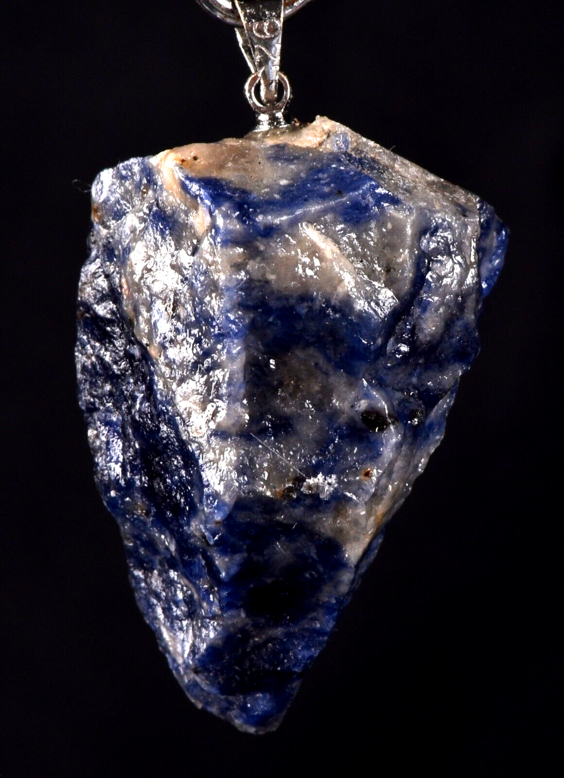 Sodalite-blue/purple pendant insight & mental enhancement, intuition #7902