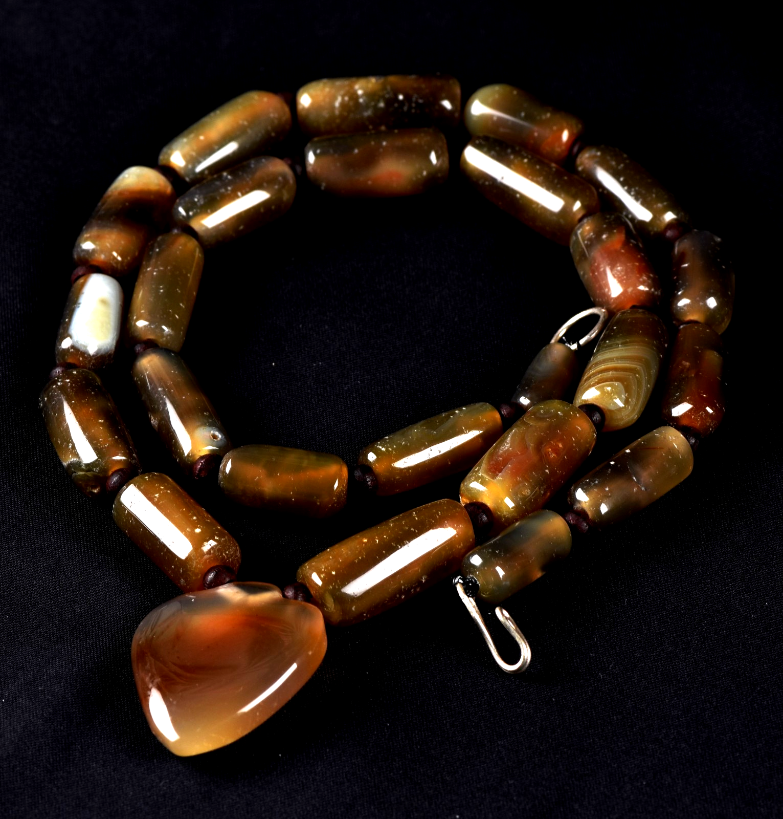 old sulemani  dzi/bhaisajyaguru/ shaman bead necklace with  reach patina #7892