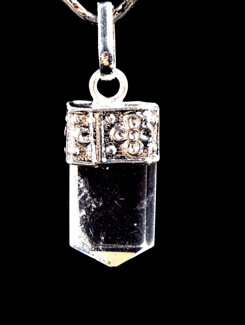 Satyaloka satyamani region  quartz   pendant  synergy 12 crystal #8133