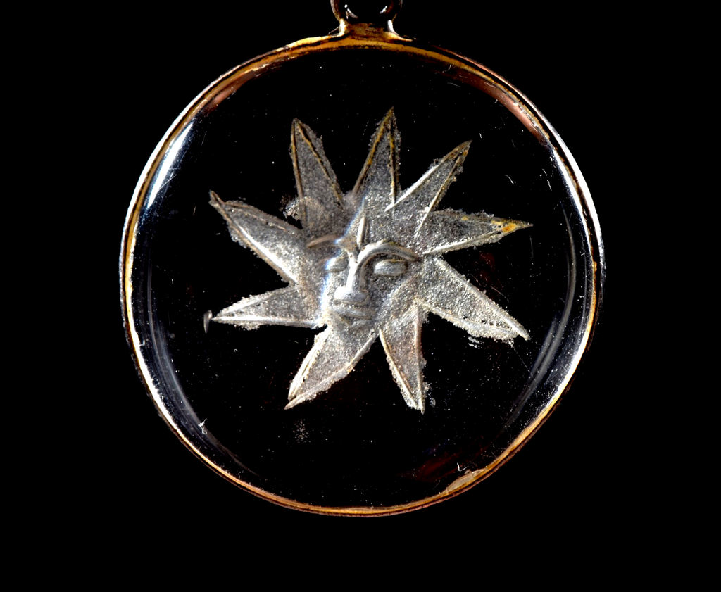 Satyaloka satyamani  region quartz  sun  pendant in silver  synergy 12  #1025