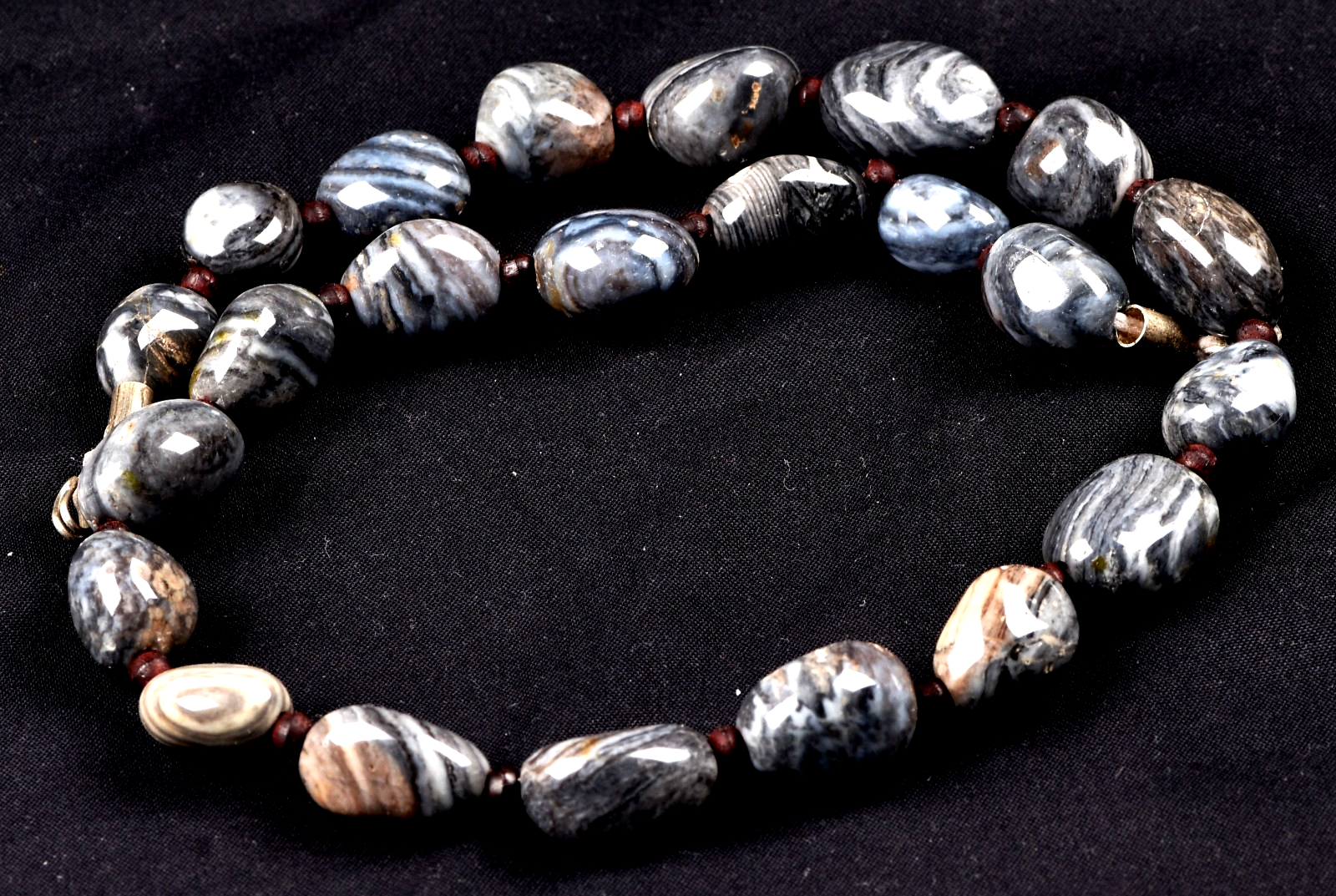 old sulemani  dzi/bhaisajyaguru/ shaman bead necklace with  reach patina #8144
