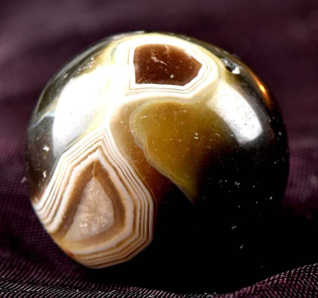 Mystic old sulemani  dzi/bhaisajyaguru/ shaman bead with  reach patina #7388