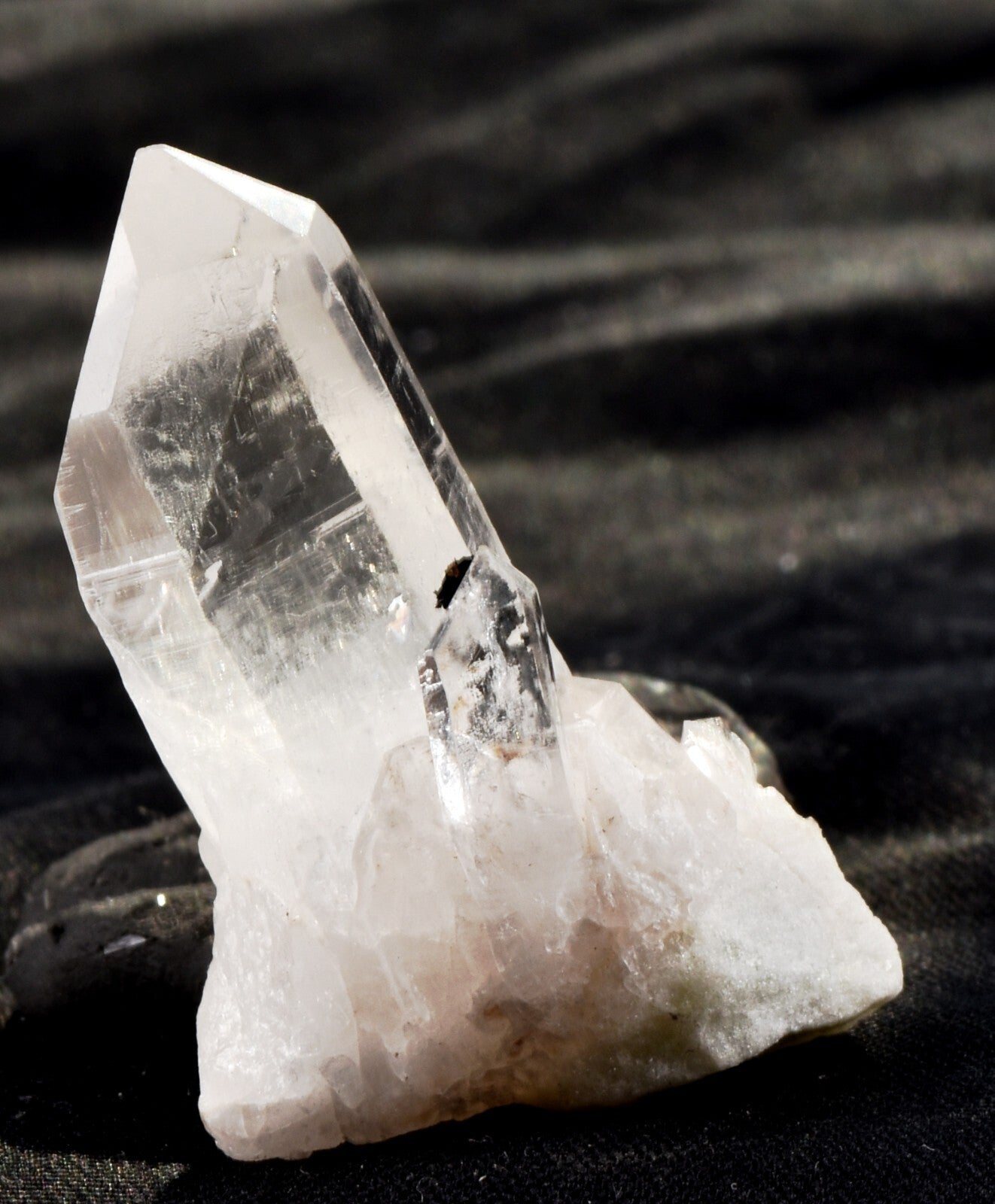 Himalayan silver quartz lemurian natural point #7436