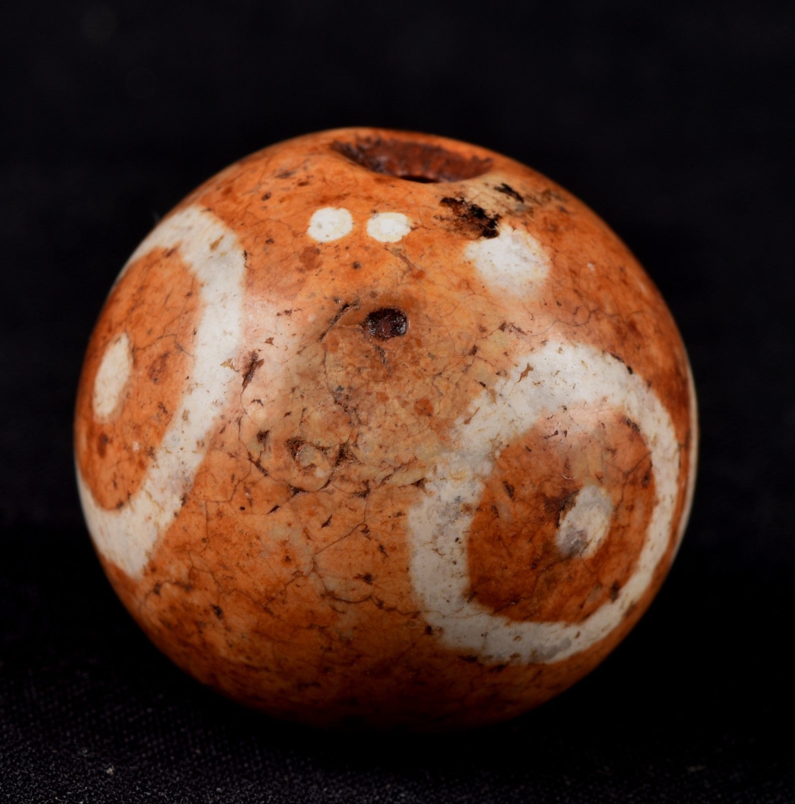Mystic old pumtek  dzi/bhaisajyaguru/ ''evil eye'  bead with  reach patina #7798