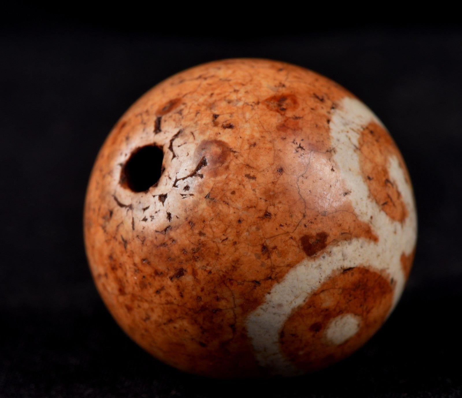 Mystic old pumtek  dzi/bhaisajyaguru/ ''evil eye'  bead with  reach patina #7798