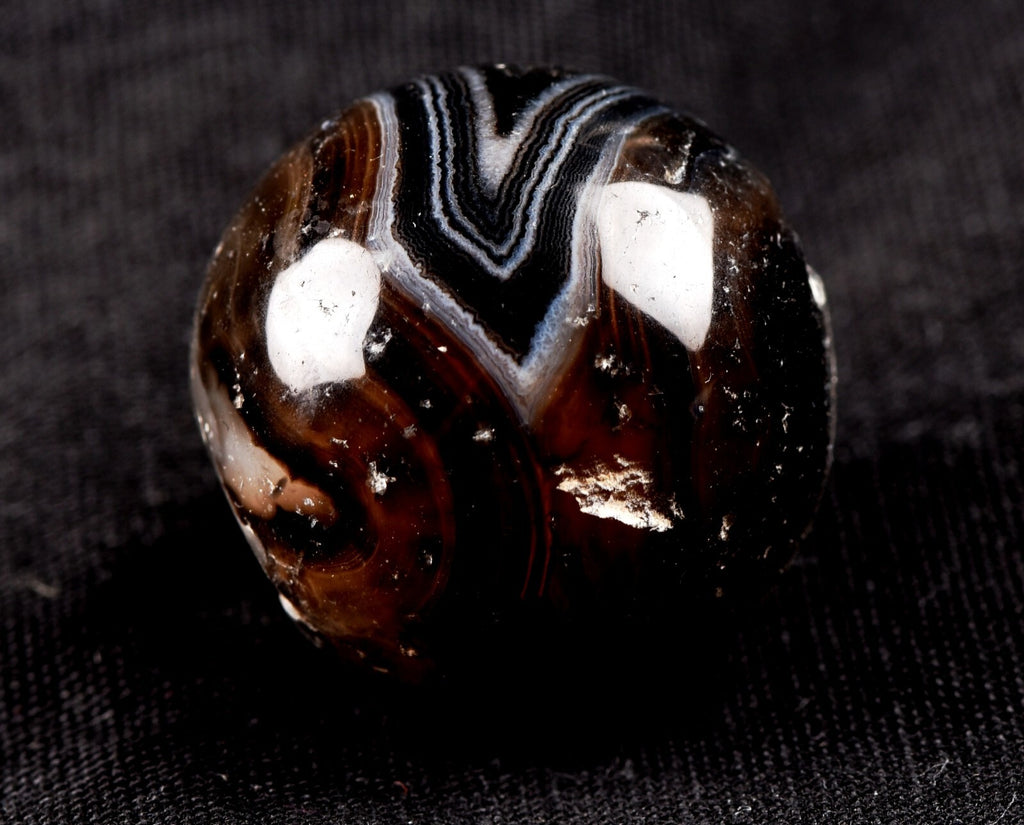 Mystic old black sulemani  dzi/bhaisajyaguru/shaman bead with  reach patina#7346