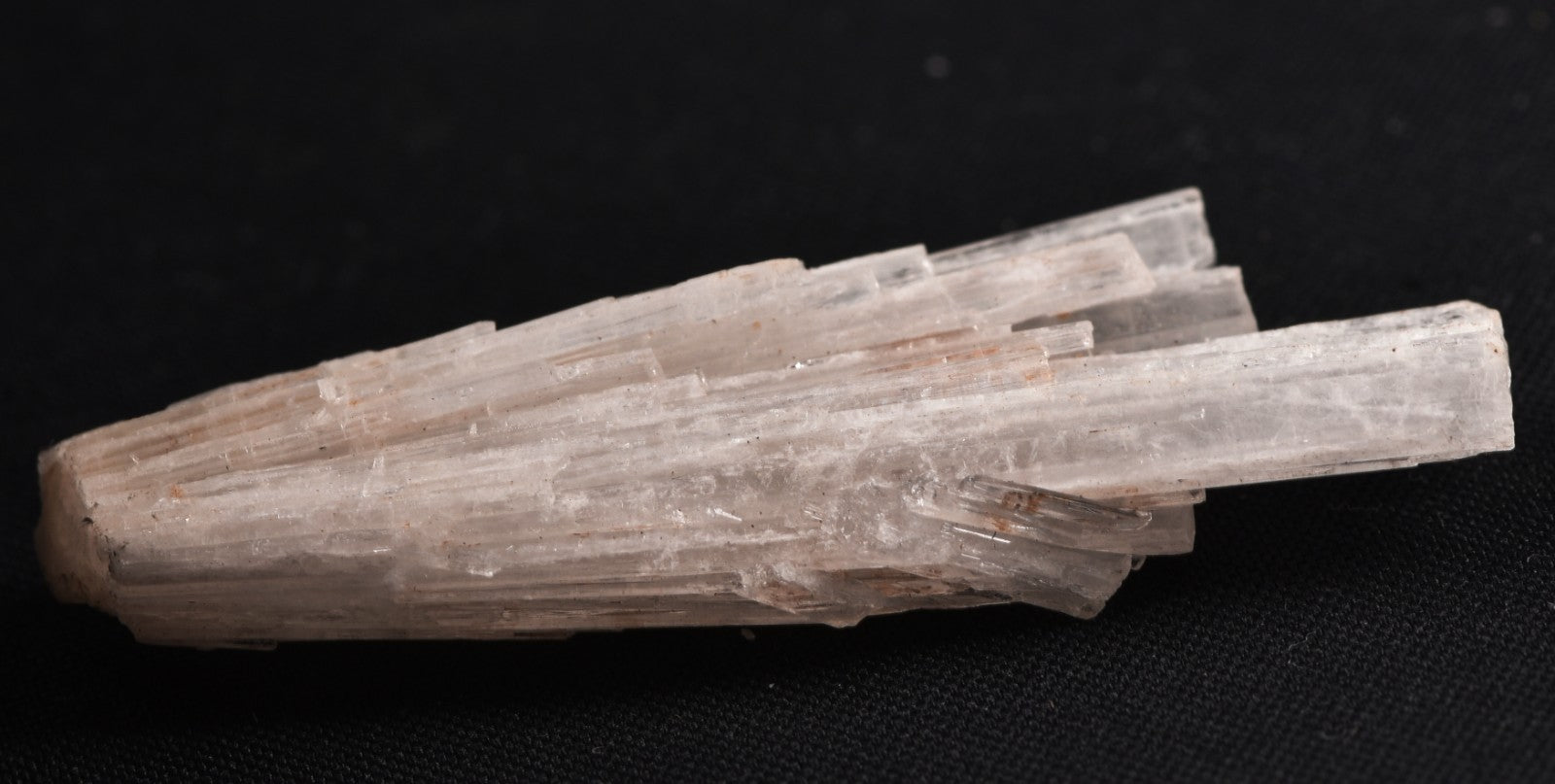 natrolite high energy healing  third eye meditation synergy 12 crystal # 8199