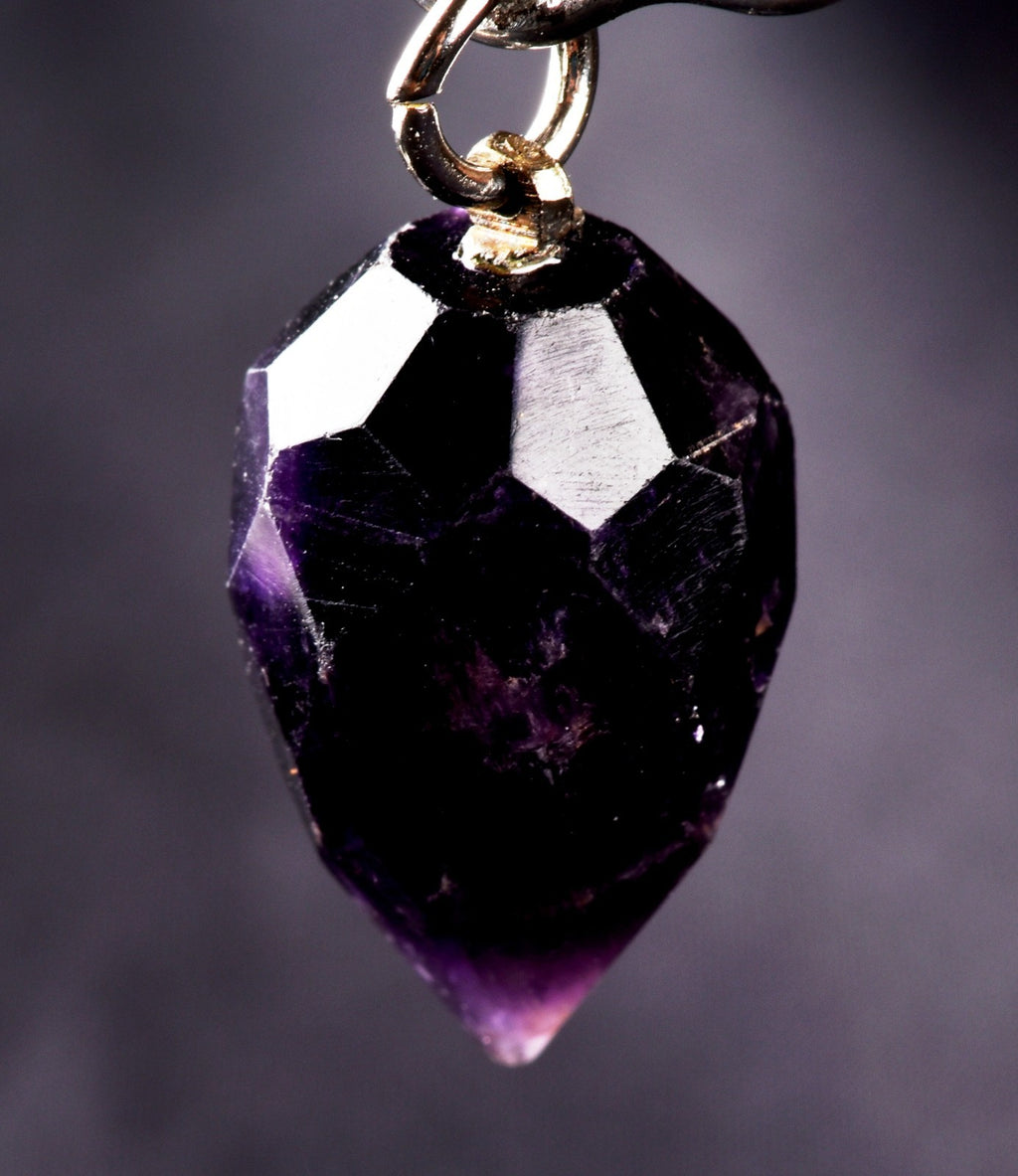 dark amethyst  pendant supporting healthy sleep cycle reflects negativity# 8281