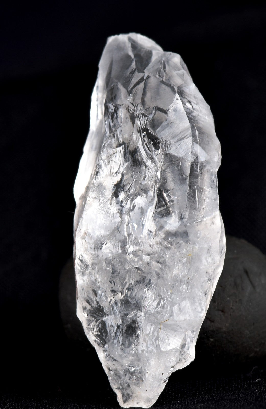 Satyaloka region quartz   synergy 12 high frequency quartz   #7982