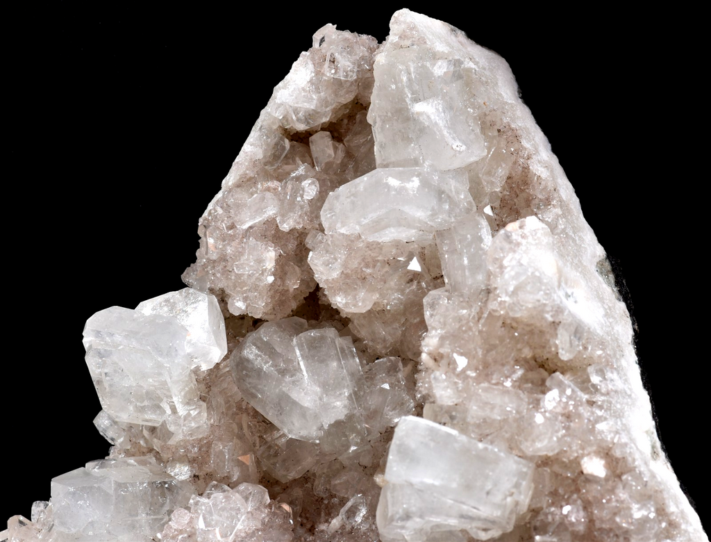 Apophyllite on grey quartz  base   psychic direction and guidance alter #1001