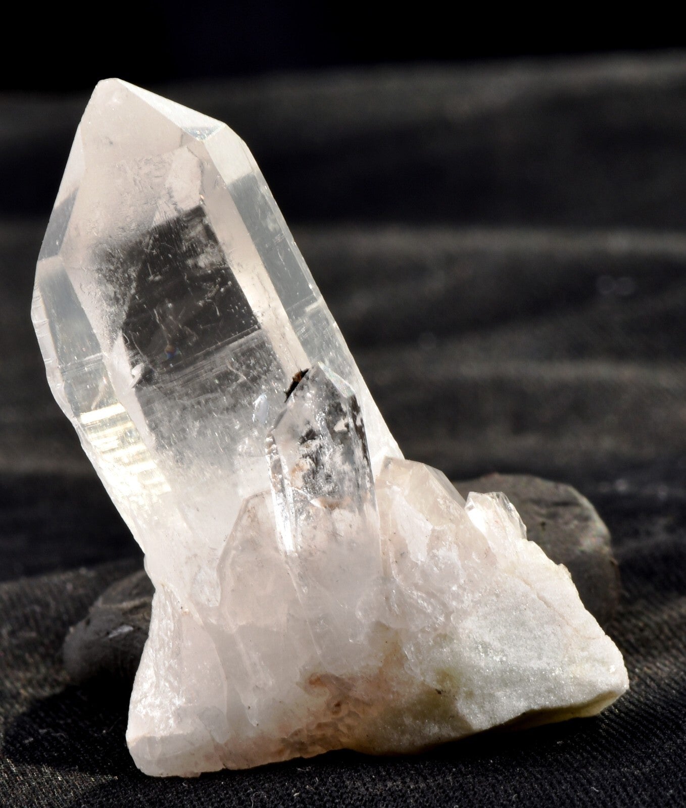 Himalayan silver quartz lemurian natural point #7436