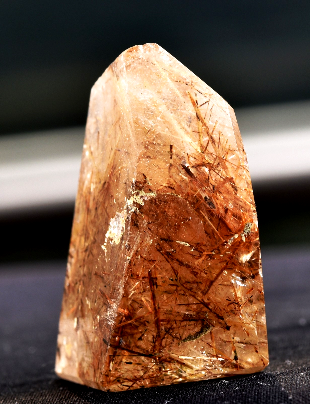 Golden  rutile  mystic form  cleans aura,scrying,removes negative energy#8202