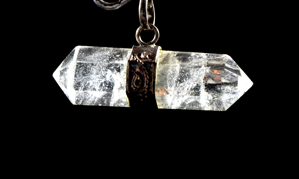 Satyaloka satyamani  region quartz double terminated pendant synergy 12  #1026