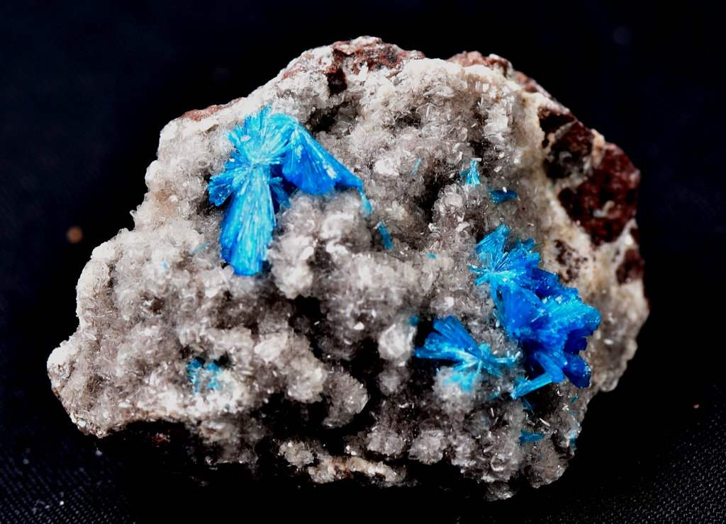 Pentagonite crystal  on heulandite base  third eye and crown chakra 8188