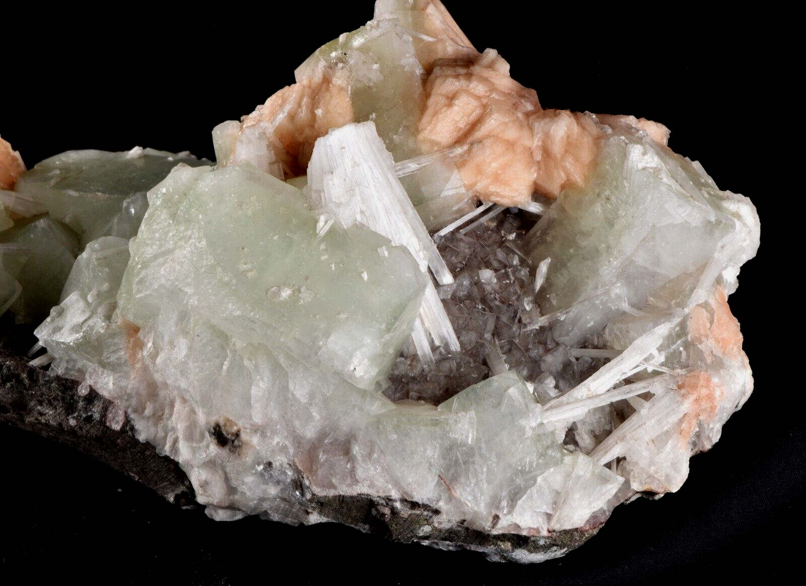 Green Apophyllite with stilbite & scolecite  psychic direction and guidance#6709
