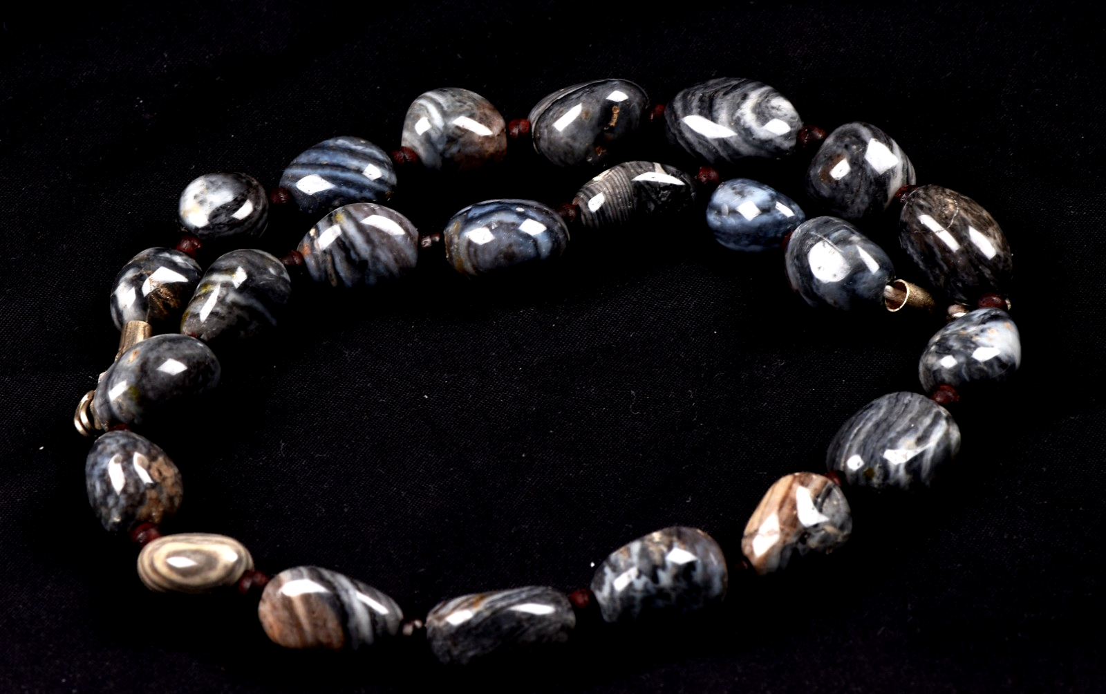 old sulemani  dzi/bhaisajyaguru/ shaman bead necklace with  reach patina #8144