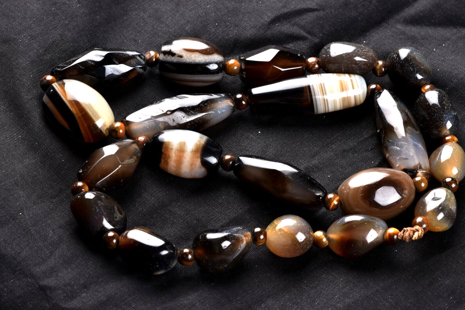 old sulemani  dzi/bhaisajyaguru/ shaman bead necklace with  reach patina #6921