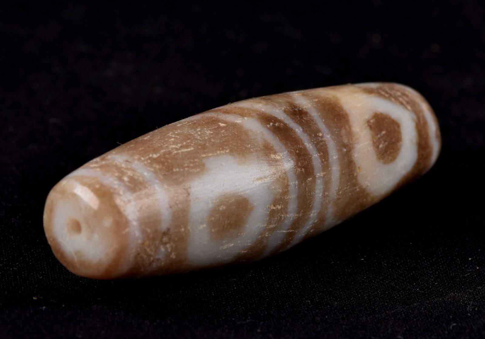 Mystic old pumtek  dzi/bhaisajyaguru/ ''evil eye'  bead with  reach patina #7803