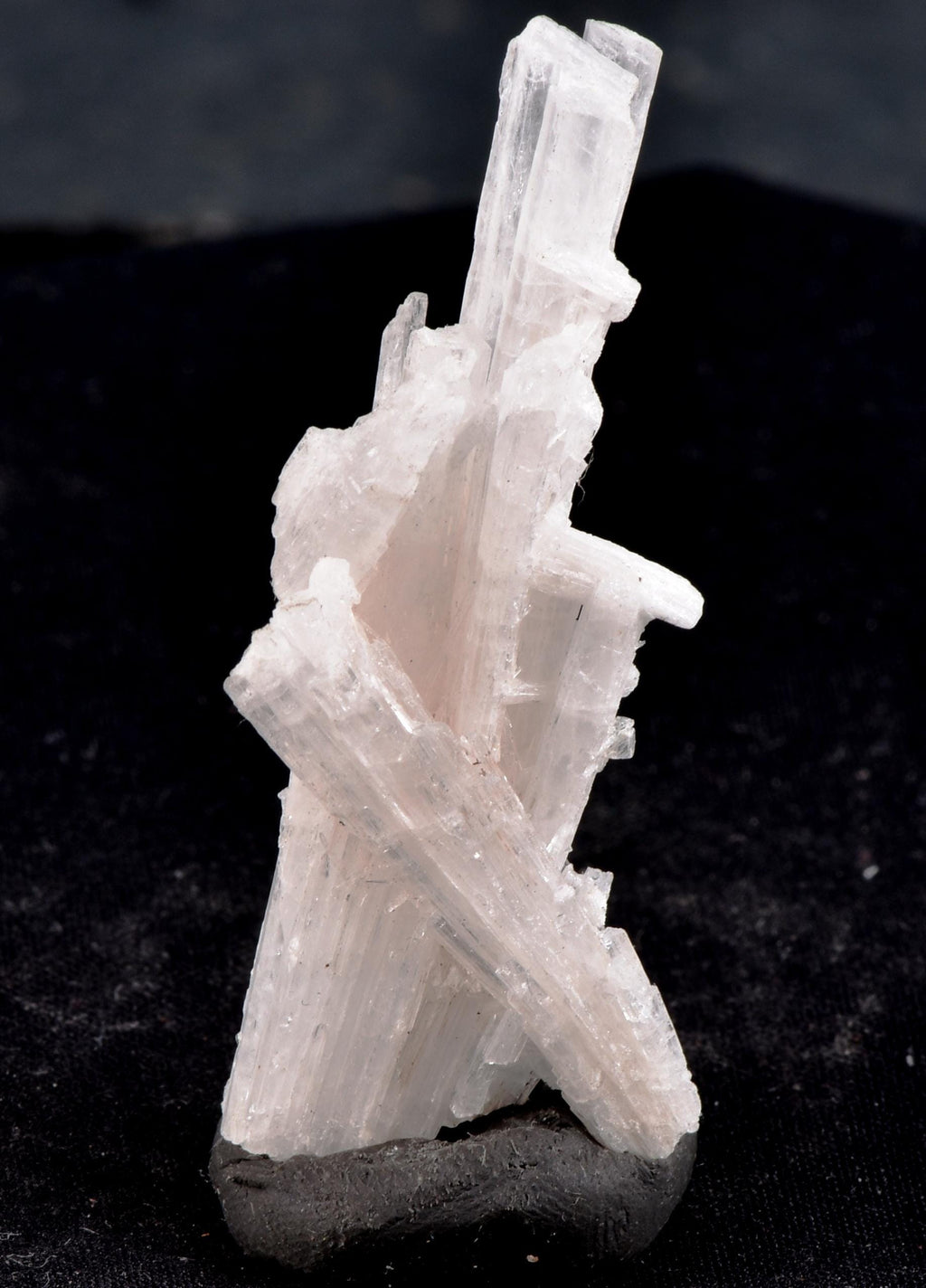 Natrolite flower  high energy crystal healing ,third eye meditation 6787