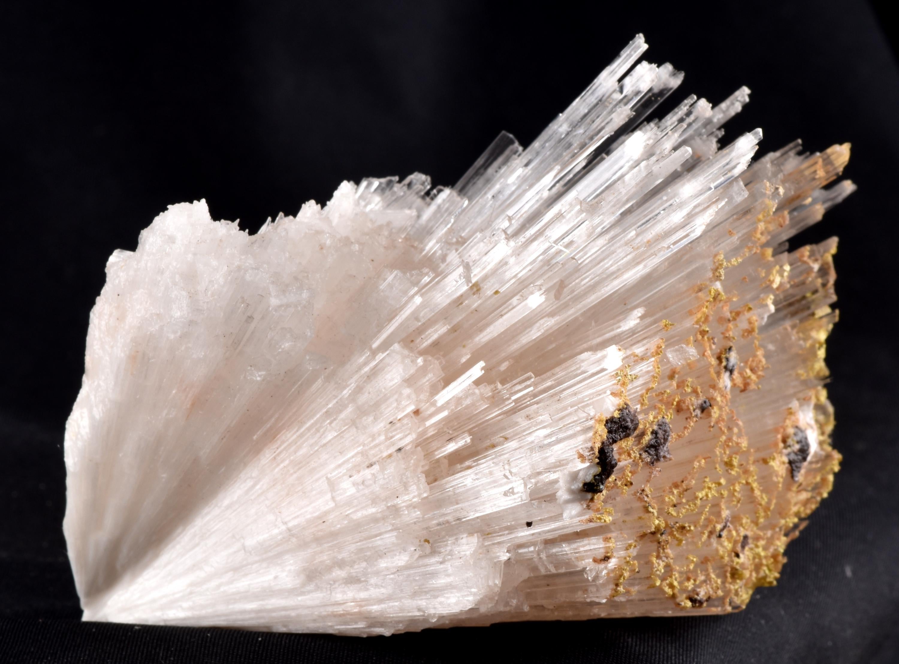 Natrolite flower  high energy crystal healing ,third eye meditation 6712