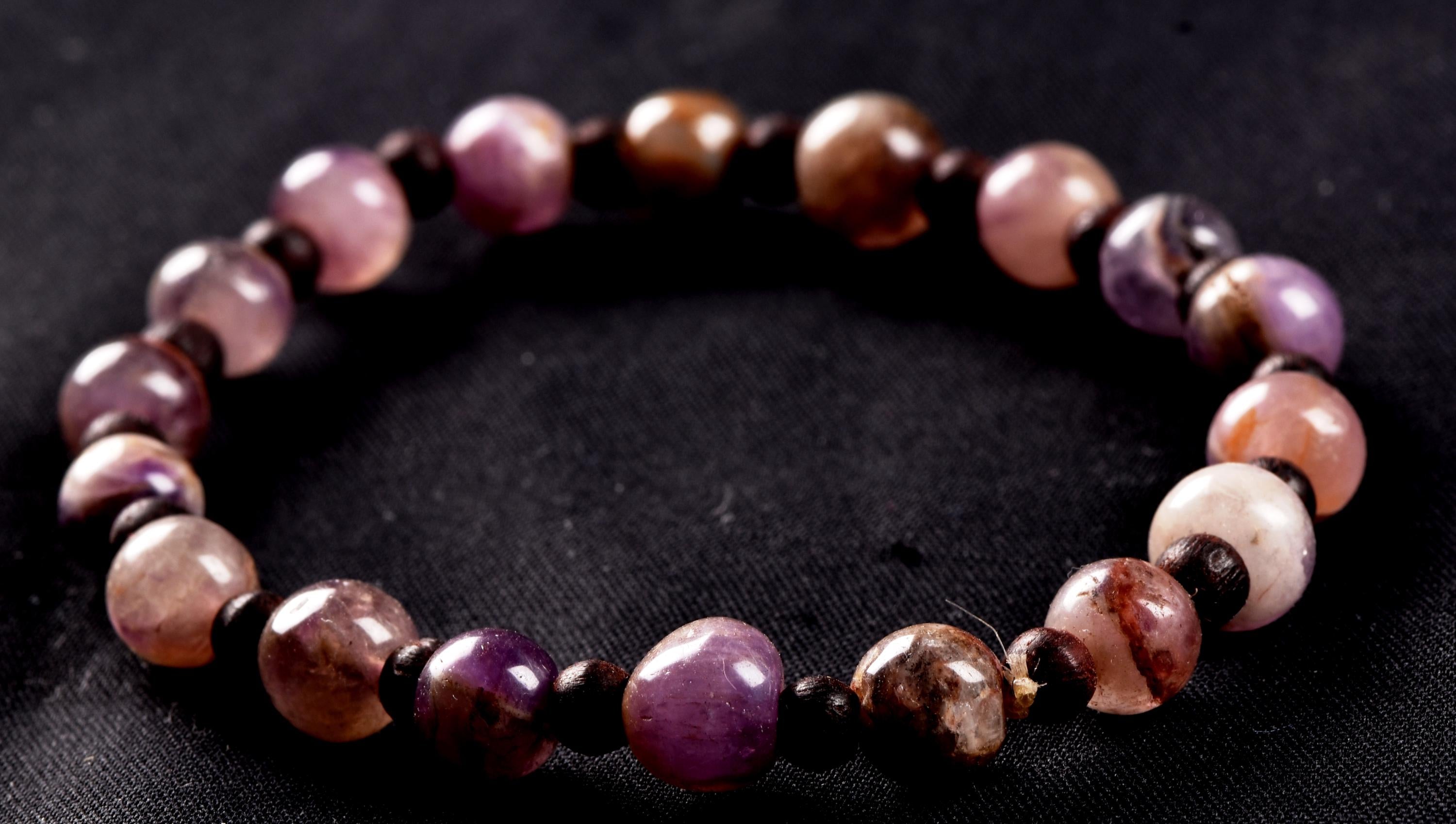 Super seven 7 melody stone bracelet with red sandalwood   Purifies, balances and energizes all of the Chakras and Auric bodies 7072