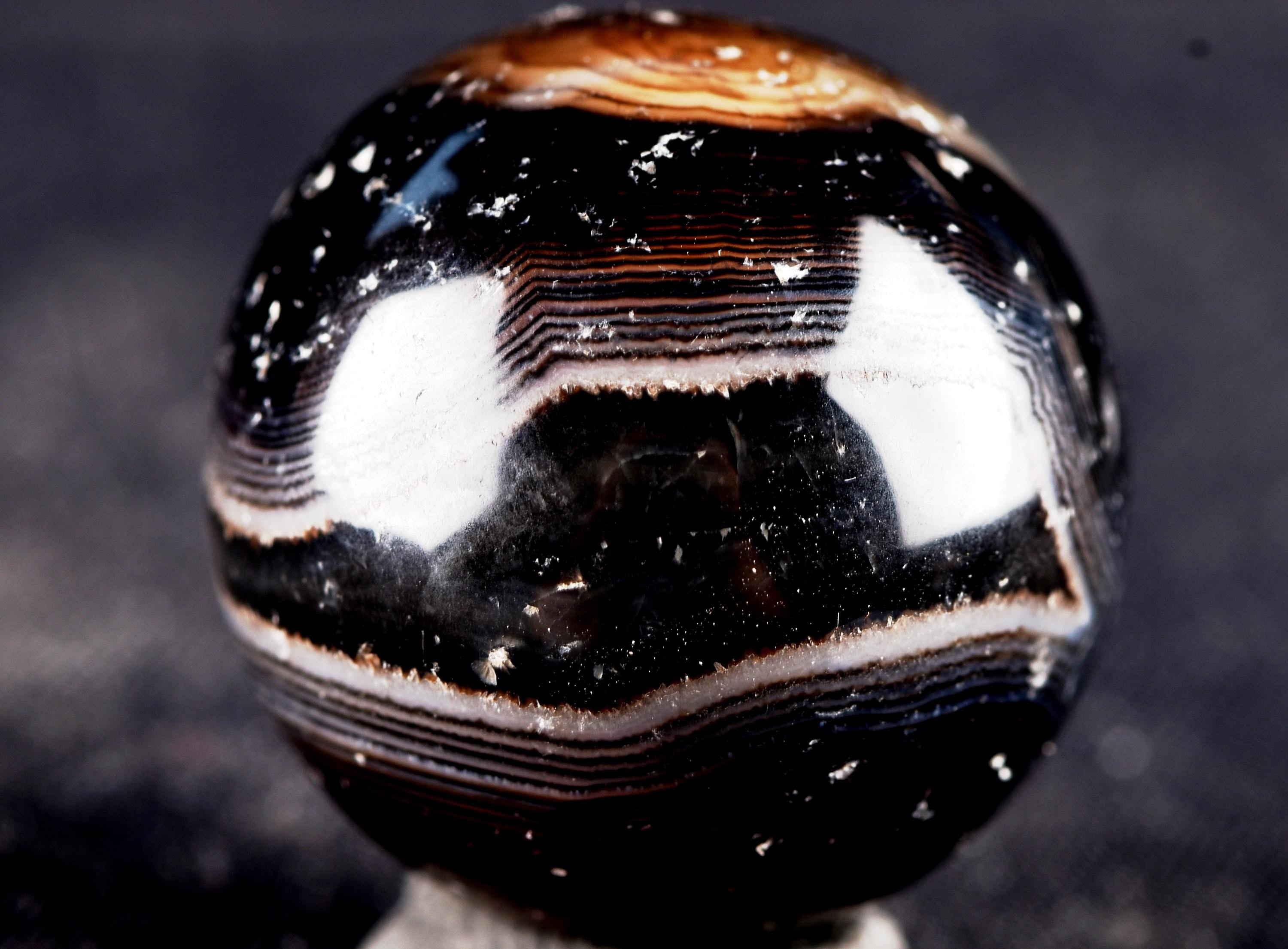 Mystic old  black Sulemani  stone/dzi bead / bhaisajyaguru  shaman ''eye of horus'' protection reach patina  #7351