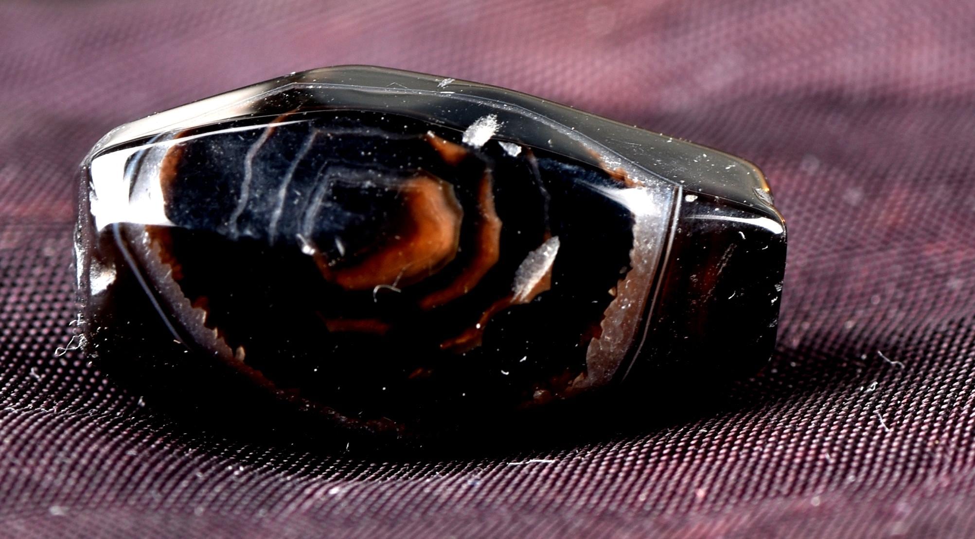 Mystic old  Sulemani  stone/dzi bead / bhaisajyaguru  shaman protection reach patina  #7389