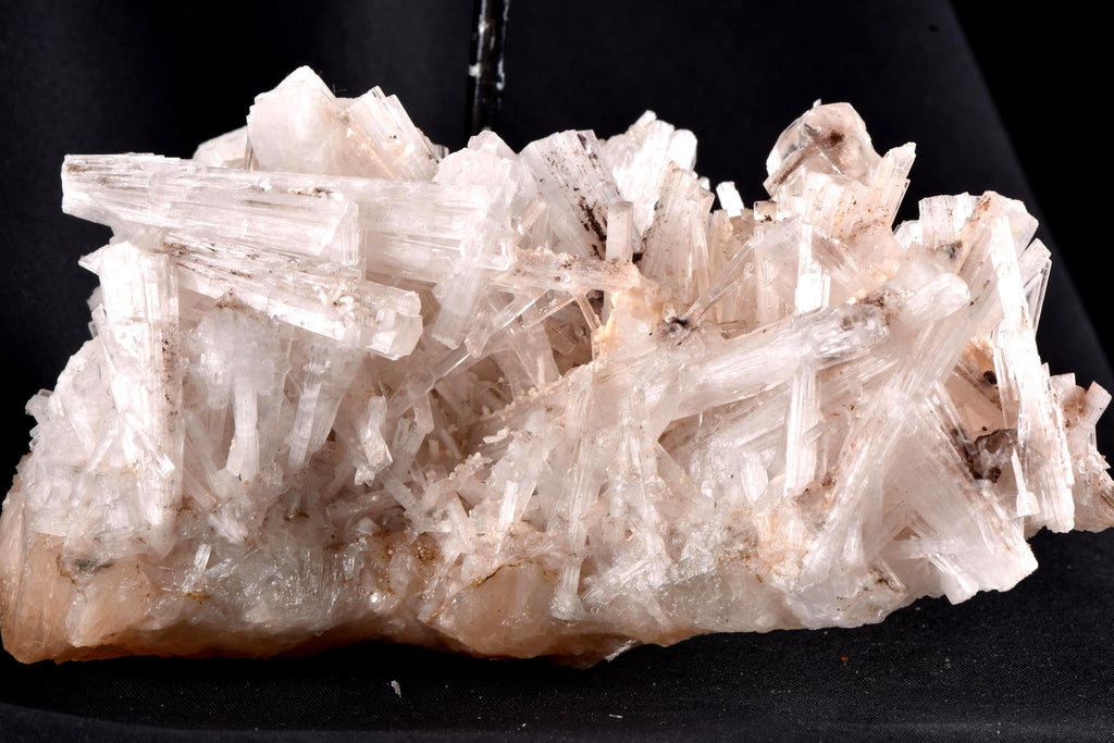 Natrolite flower with apophylite inbuilt  on stilbie base  high energy crystal healing ,third eye meditation 6713