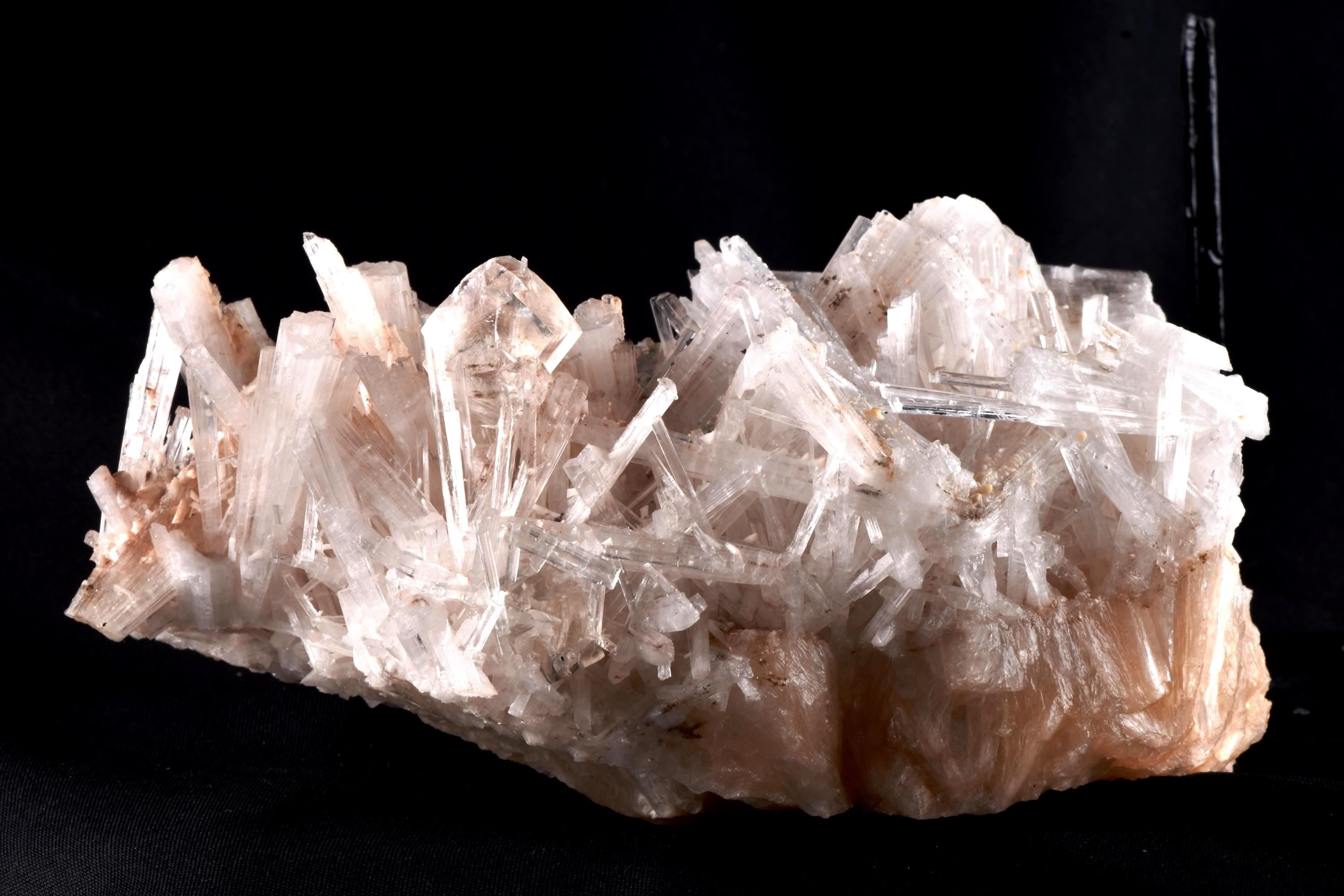 Natrolite flower with apophylite inbuilt  on stilbie base  high energy crystal healing ,third eye meditation 6713
