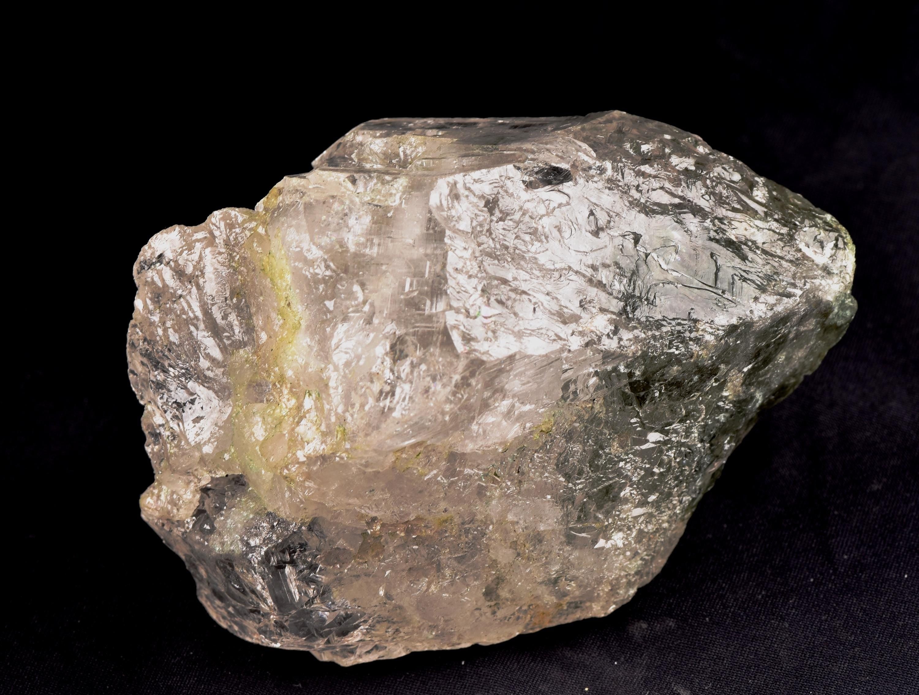Himalayan green chlorite  flower alien   purifying, detoxifying cleanse the aura, chakras and energy meridians shaman   7637