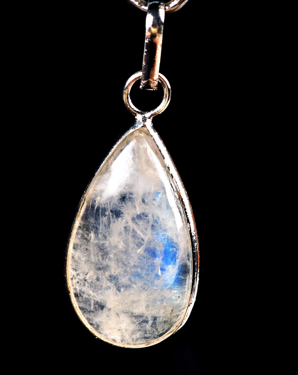 Moon stone  pendant  achieve inner growth and strength.  7737