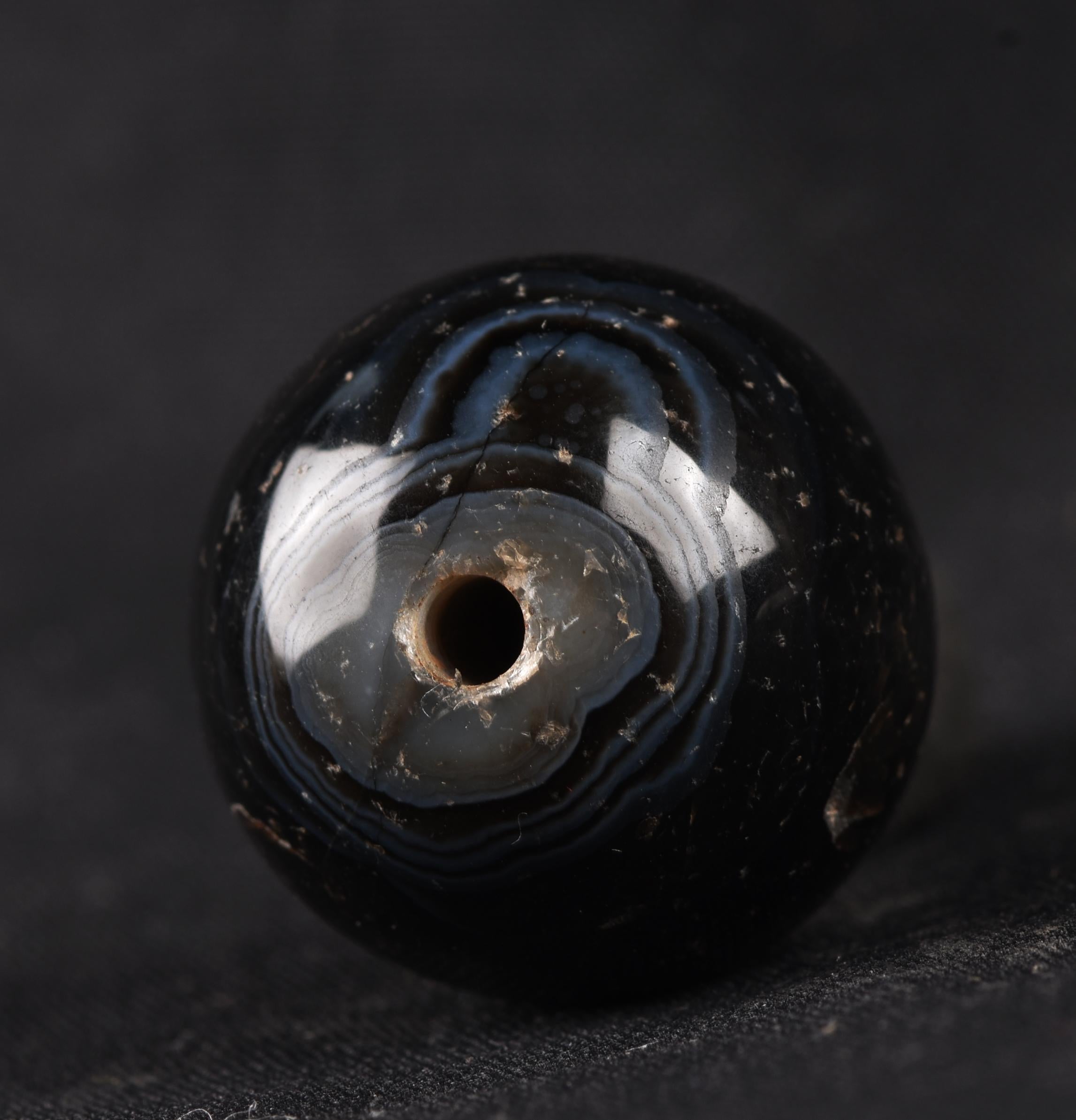 Mystic old  black Sulemani  stone/dzi bead / bhaisajyaguru  shaman ''eye of horus'' protection reach patina  #7815
