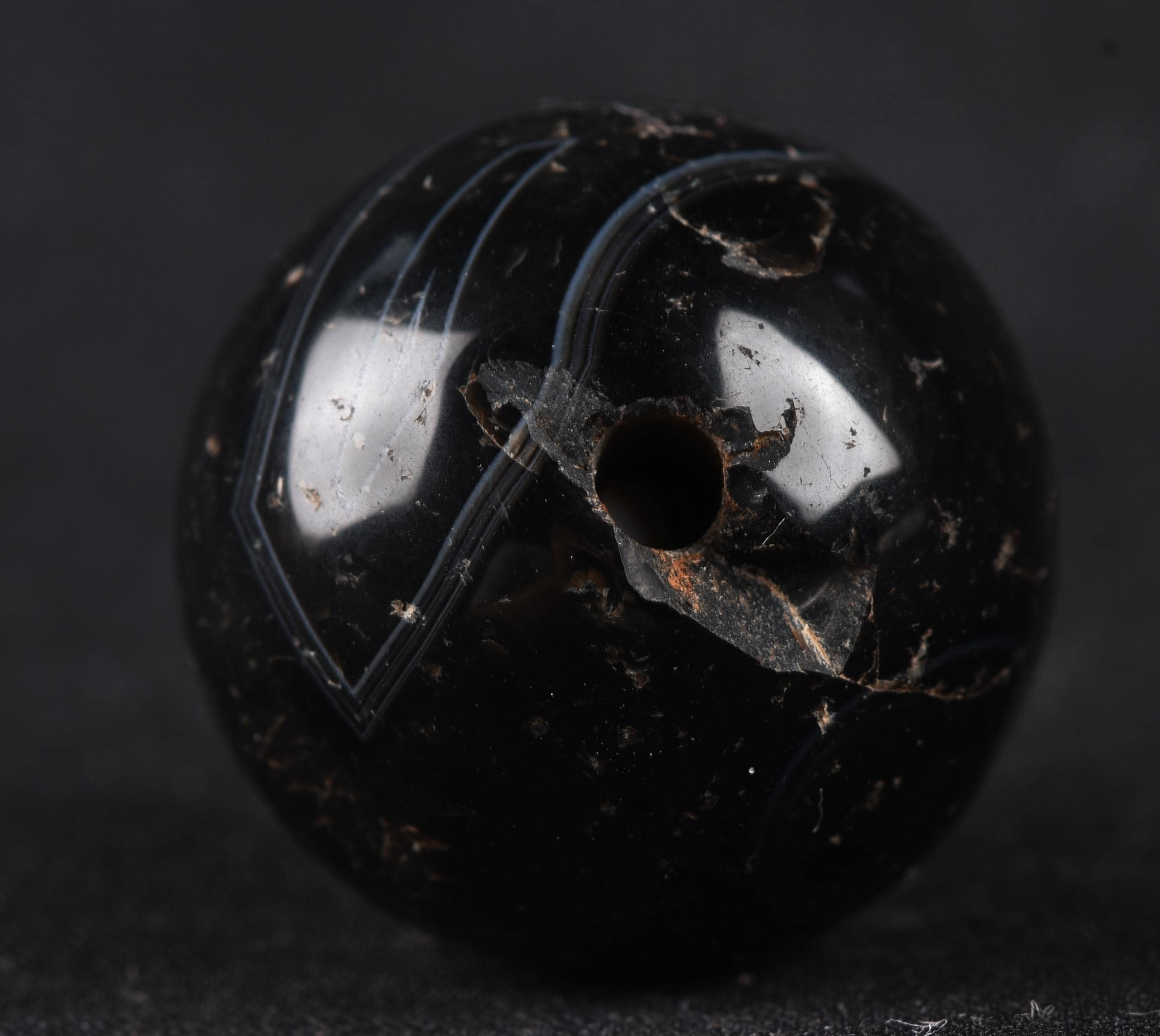 Mystic old  black Sulemani  stone/dzi bead / bhaisajyaguru  shaman ''eye of horus'' protection reach patina  #7815