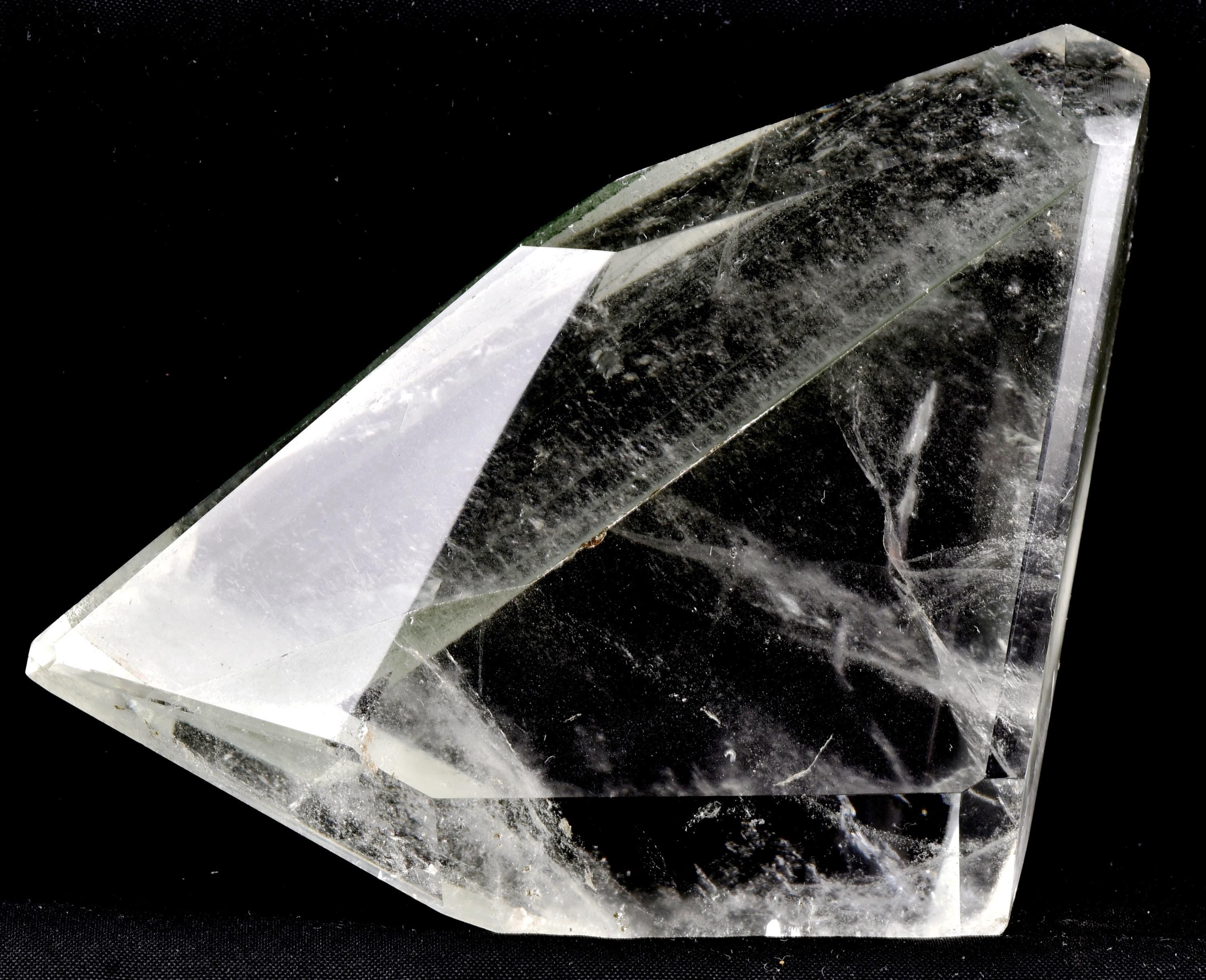 Himalayan green chlorite phantom   purifying, detoxifying cleanse the aura, chakras and energy meridians  Himalayan wisdom   7870