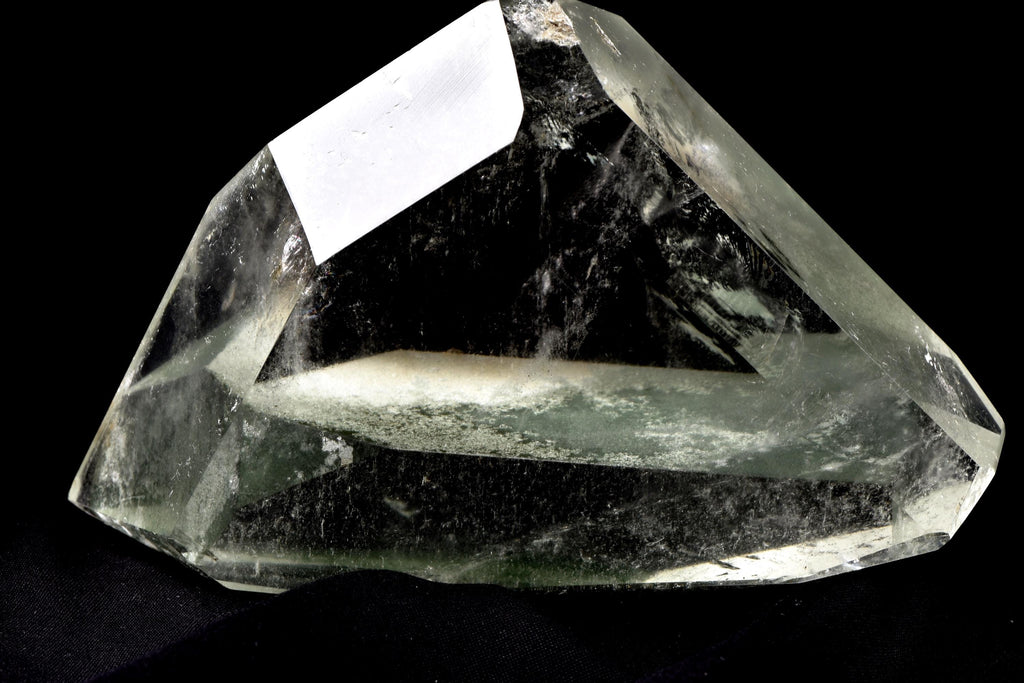 Himalayan green chlorite phantom   purifying, detoxifying cleanse the aura, chakras and energy meridians  Himalayan wisdom   7870