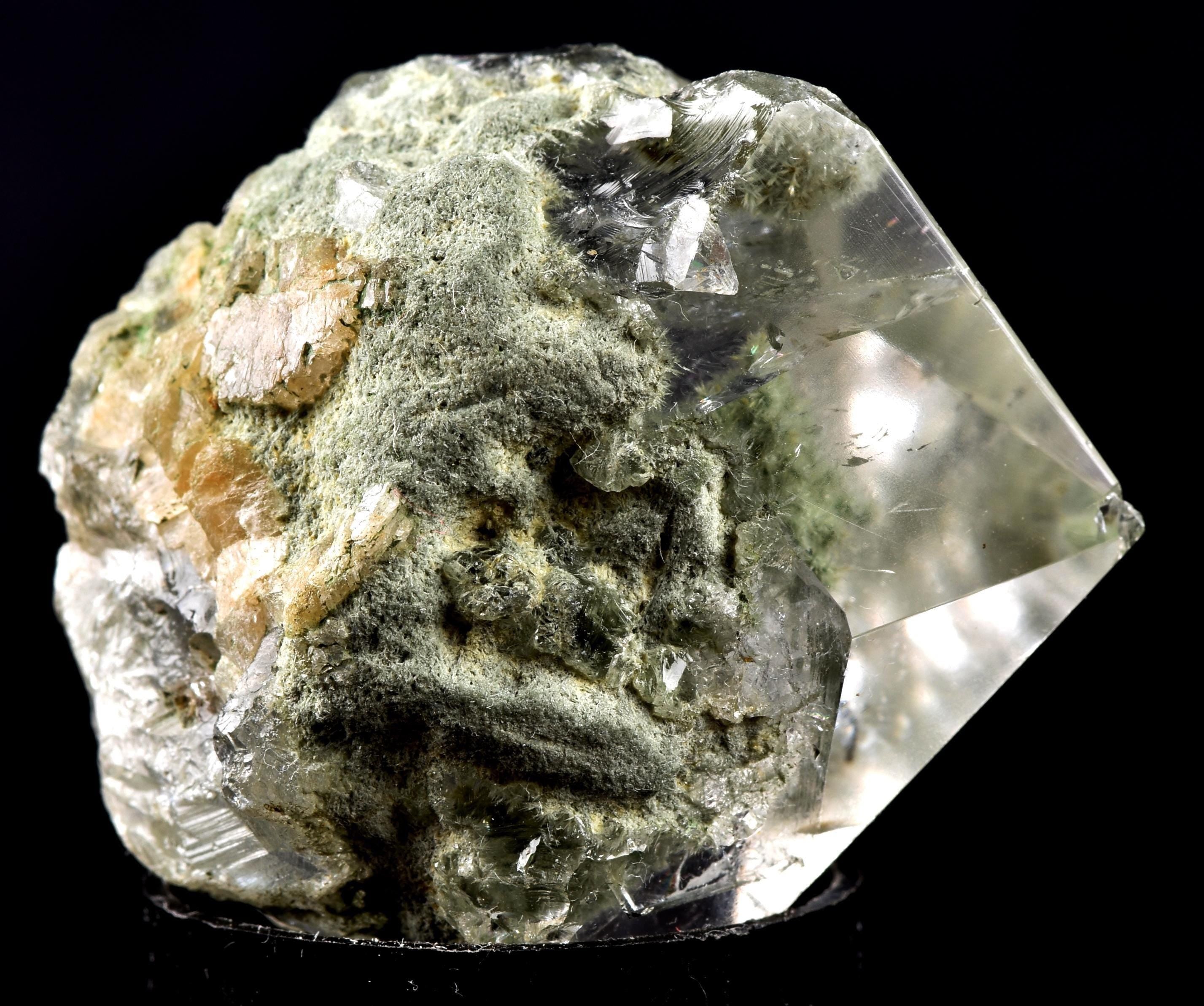 Himalayan green chlorite phantom  flower  purifying, detoxifying cleanse the aura, chakras and energy meridians  Himalayan wisdom   7871