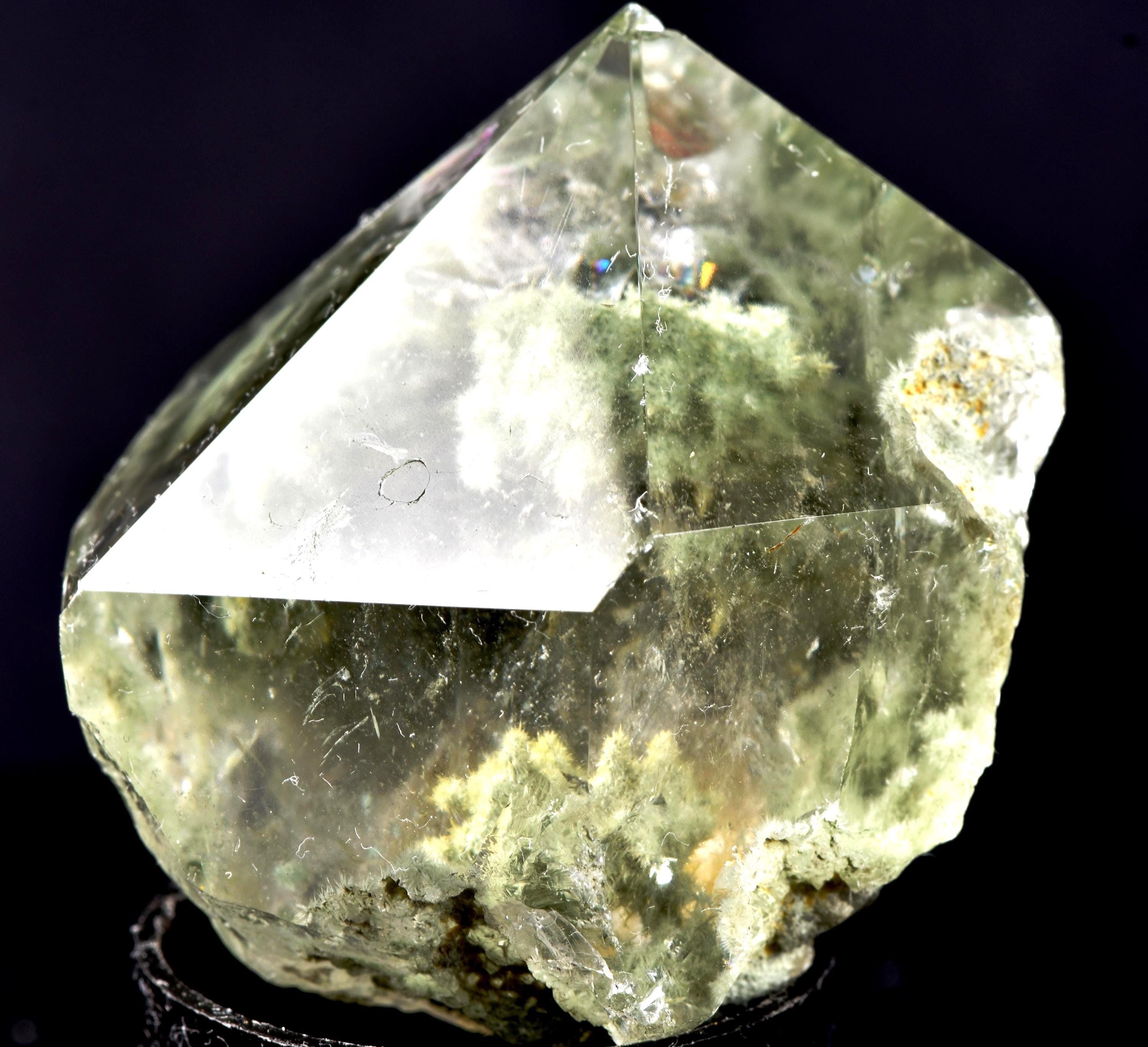Himalayan green chlorite phantom  flower  purifying, detoxifying cleanse the aura, chakras and energy meridians  Himalayan wisdom   7871