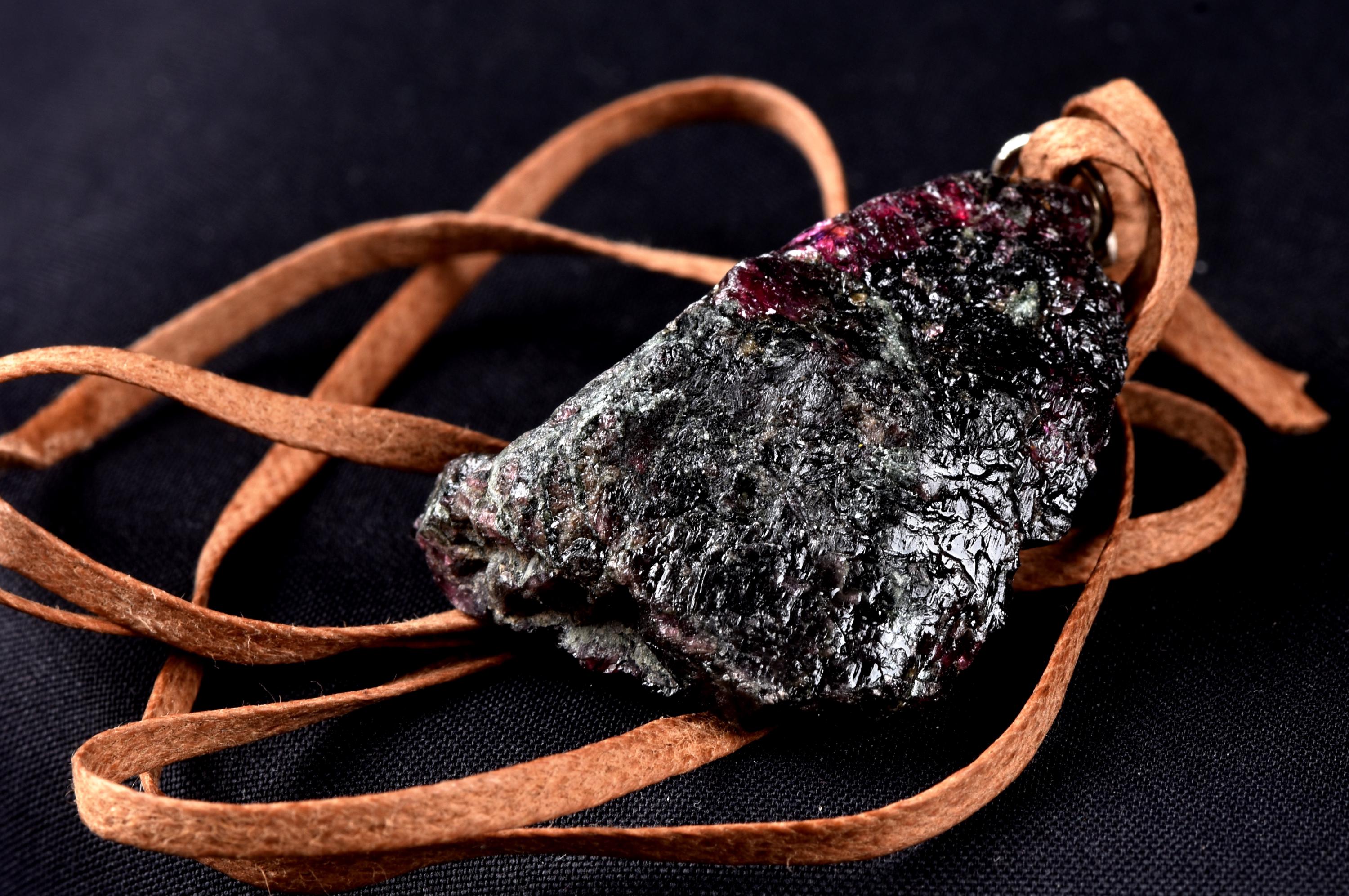 Garnet natural  juicy gem free form pendant passion courage shaman with cord # 8261