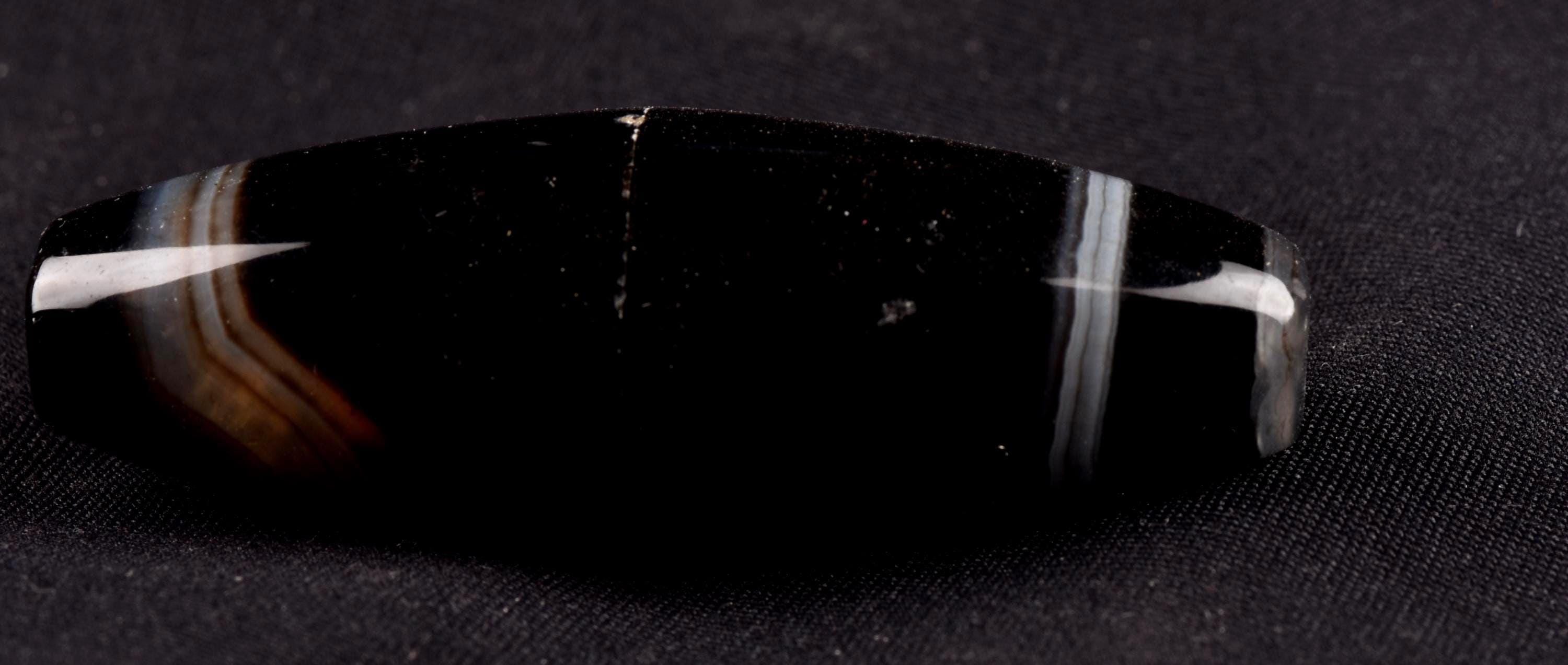 Mystic old  Sulemani  stone/dzi bead / bhaisajyaguru  shaman protection reach patina #8032