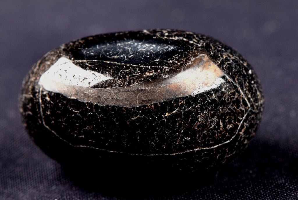 Mystic old  black Sulemani  stone/dzi  / bhaisajyaguru  shaman protection reach patina  #8036