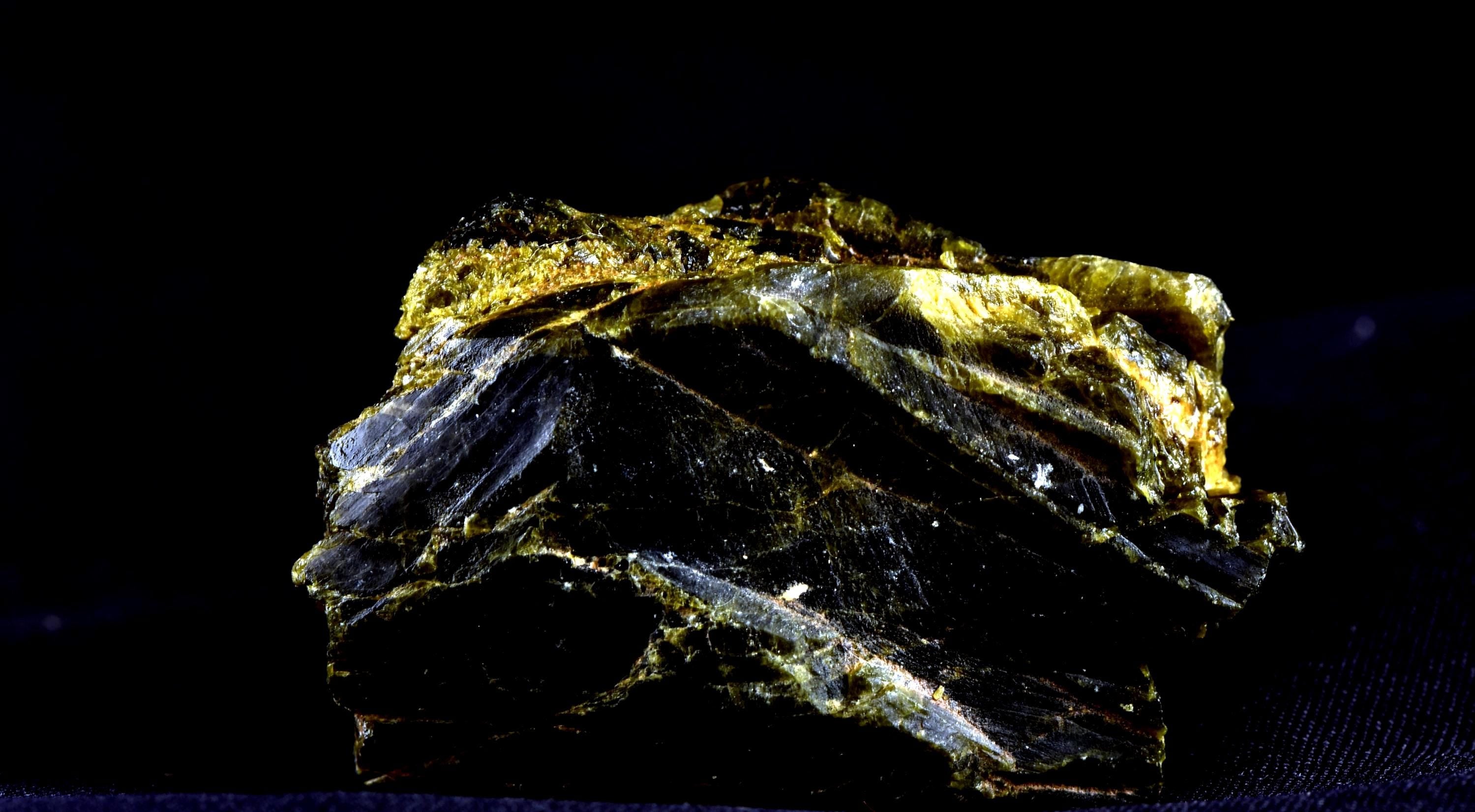 green Tourmaline  essence of the plant kingdom  shamanic stone, protection 7988