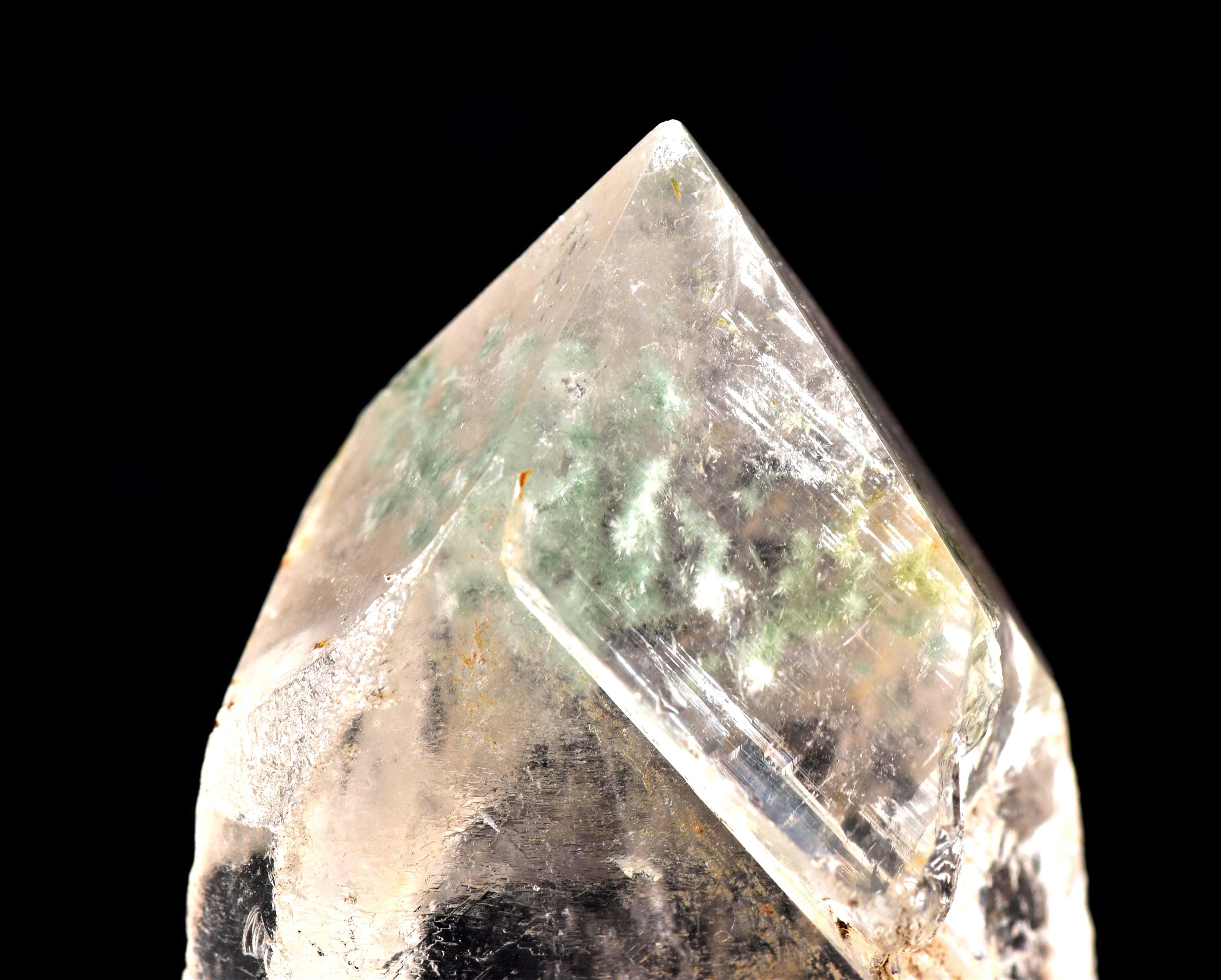 Himalayan green chlorite phantom  flower  purifying, detoxifying cleanse the aura, chakras and energy meridians  Himalayan wisdom   7871
