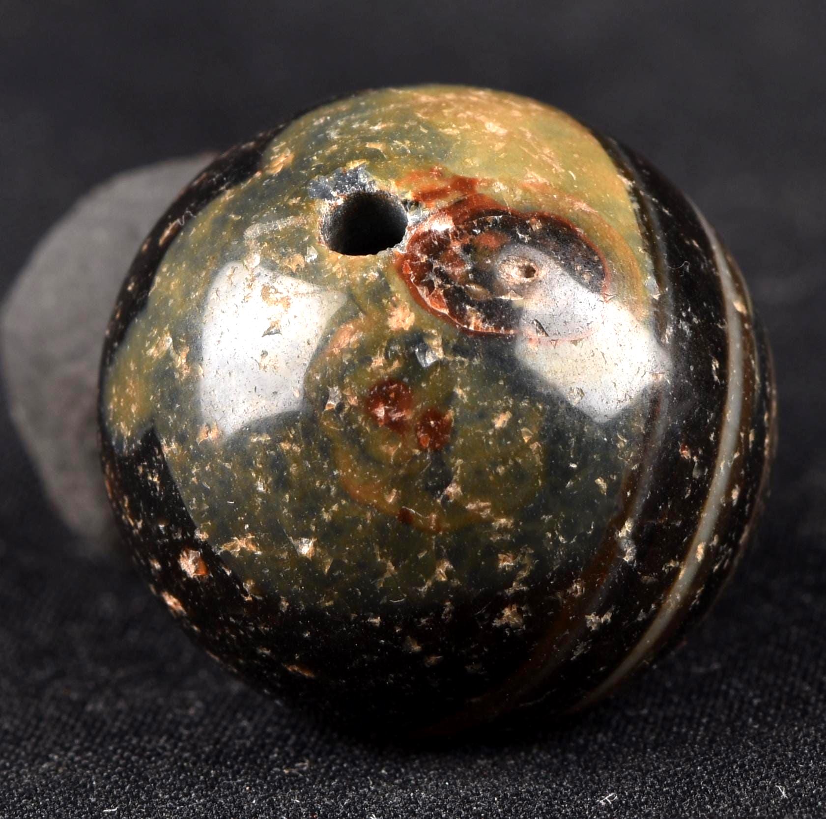 Mystic old  Sulemani  stone/dzi bead / bhaisajyaguru  shaman protection reach patina  #7807